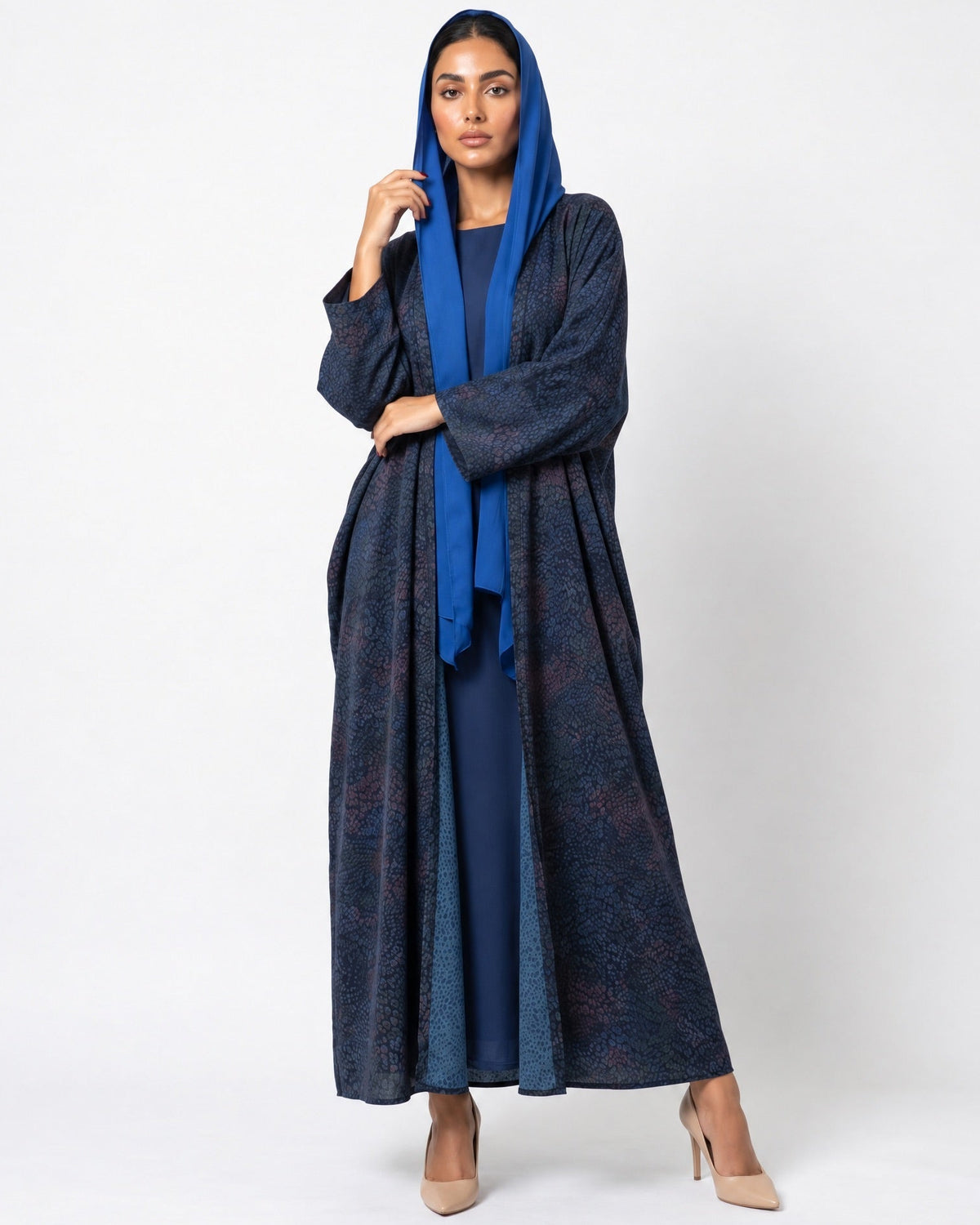 SISOAWS1 – Blue Washed Silk Abaya - SARA INTABI - MIRA Y MANO