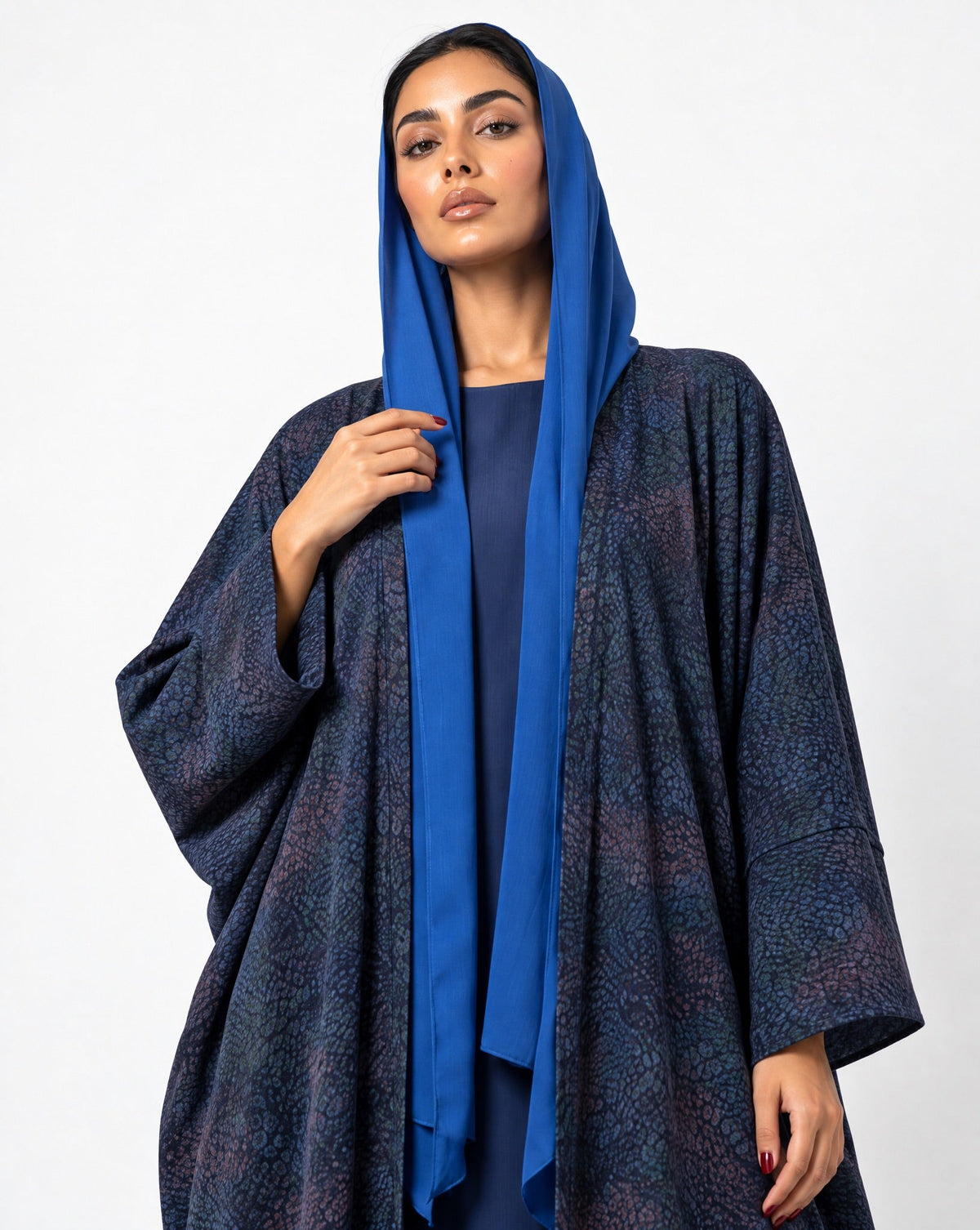 SISOAWS1 – Blue Washed Silk Abaya - SARA INTABI - MIRA Y MANO