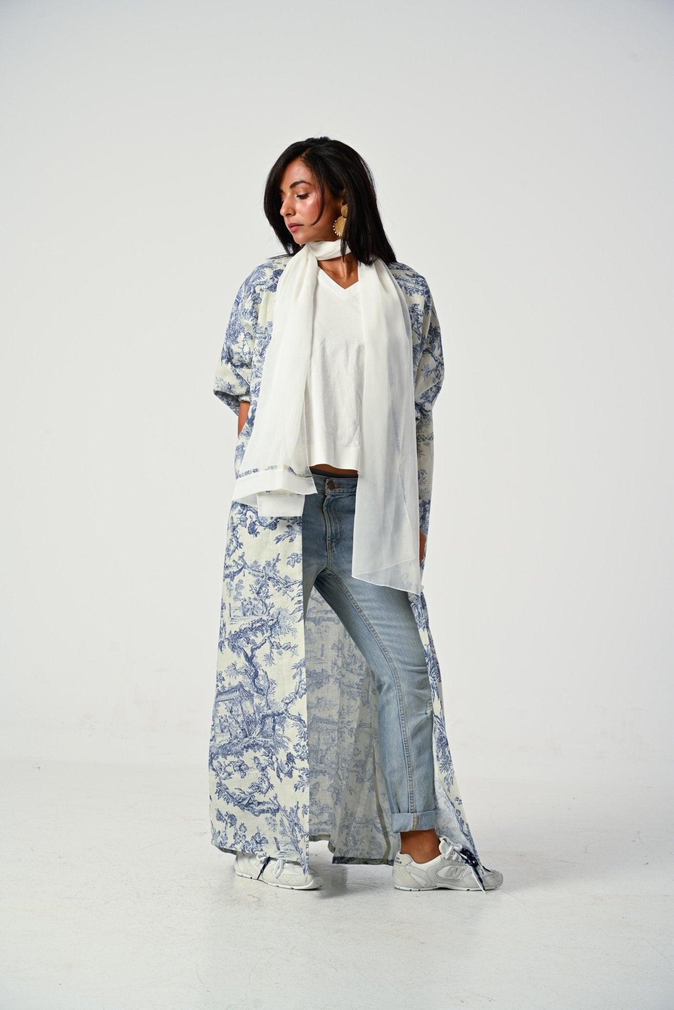 SISPLD - BS - A ABAYA - SARA INTABI - MIRA Y MANO