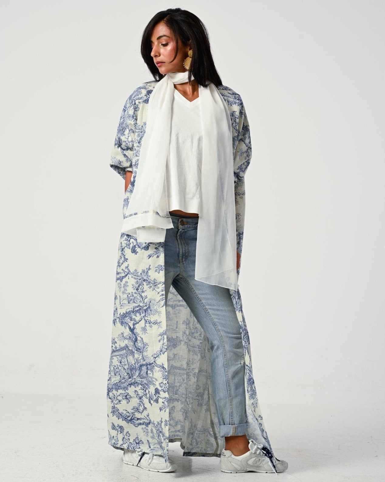 SISPLD - BS - A ABAYA - SARA INTABI - MIRA Y MANO