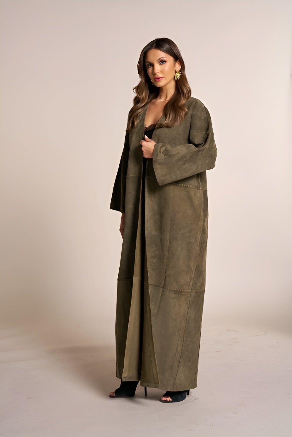 SISWSSS - OL ABAYA - SARA INTABI - MIRA Y MANO