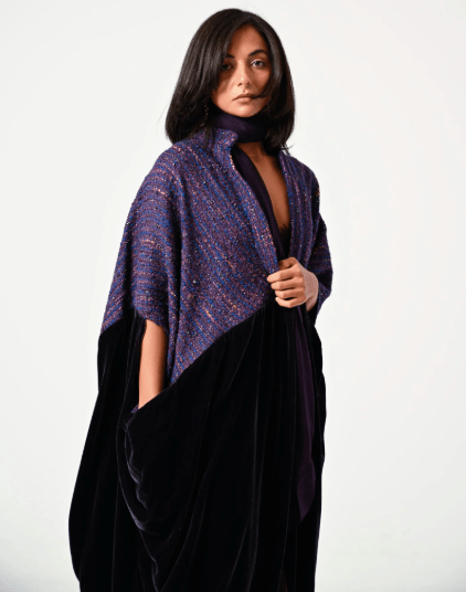 SIWCVP ABAYA - SARA INTABI - MIRA Y MANO