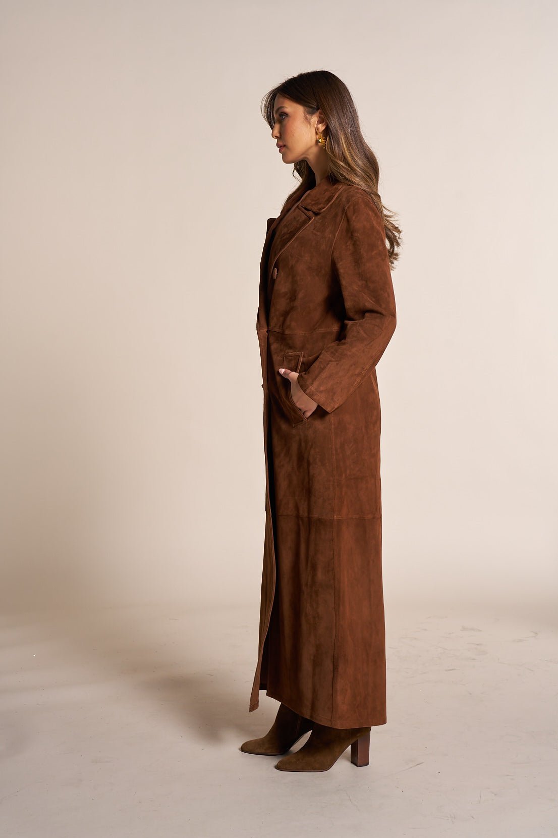 SIWSSCB ABAYA - SARA INTABI - MIRA Y MANO