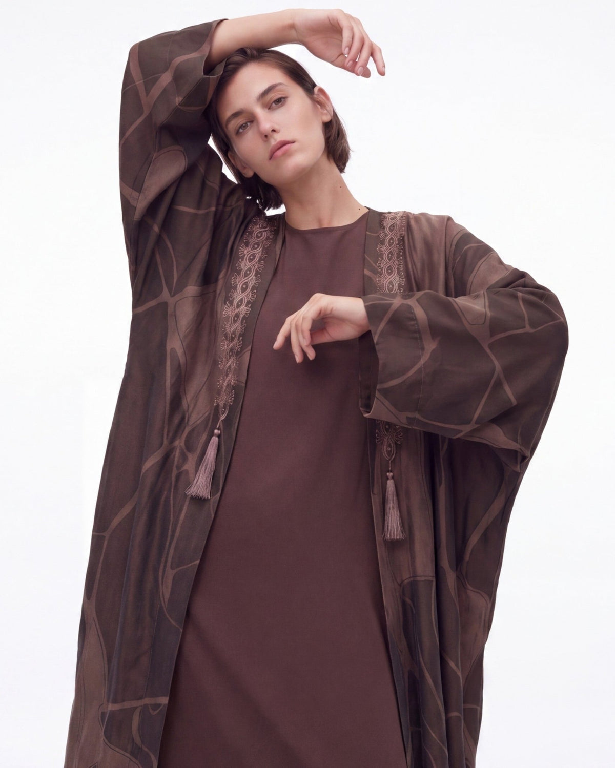 MB – Brown Silk Abaya - SASH - MIRA Y MANO