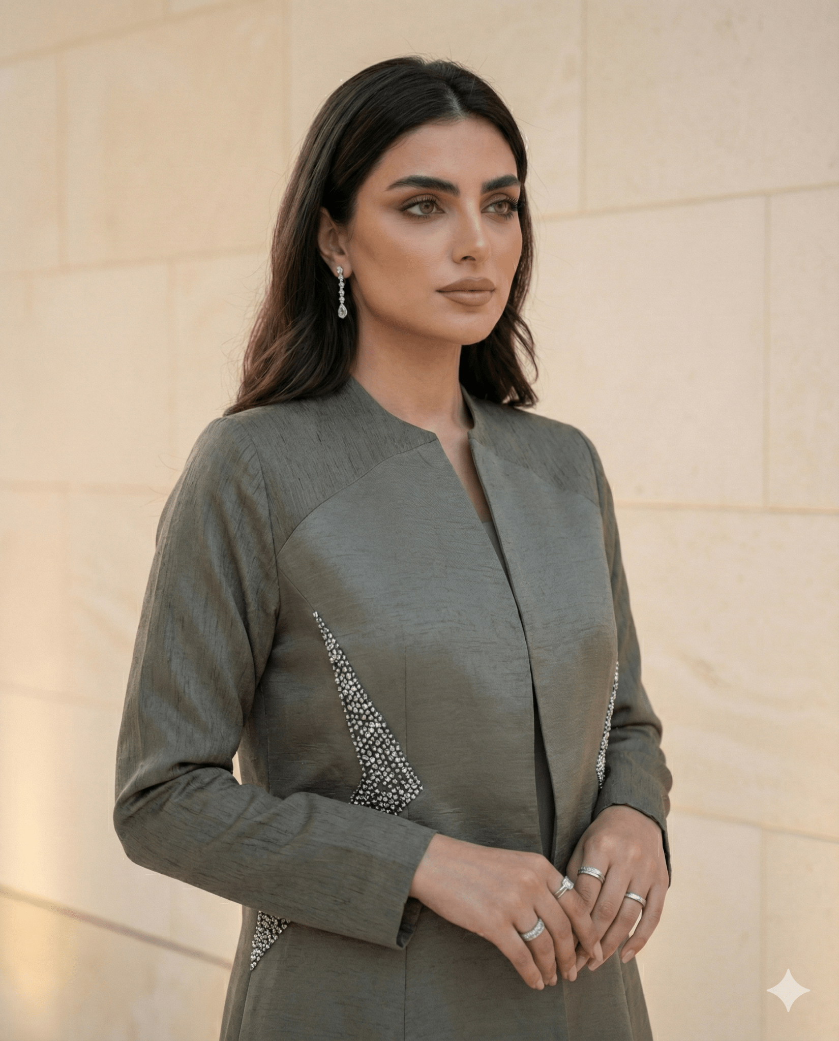 CODE - 003 D3 ABAYA - SCYCLE - MIRA Y MANO