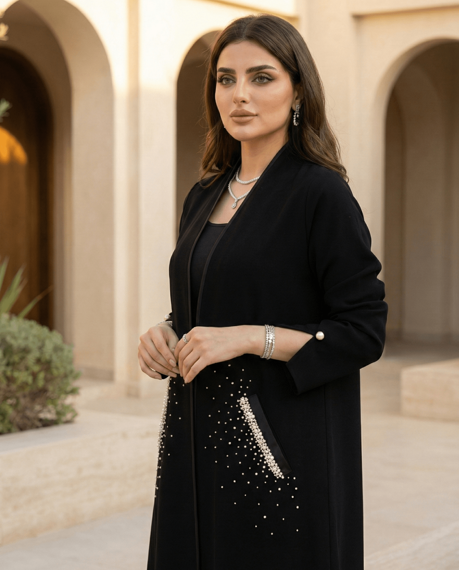 CODE - 10 ABAYA - SCYCLE - MIRA Y MANO