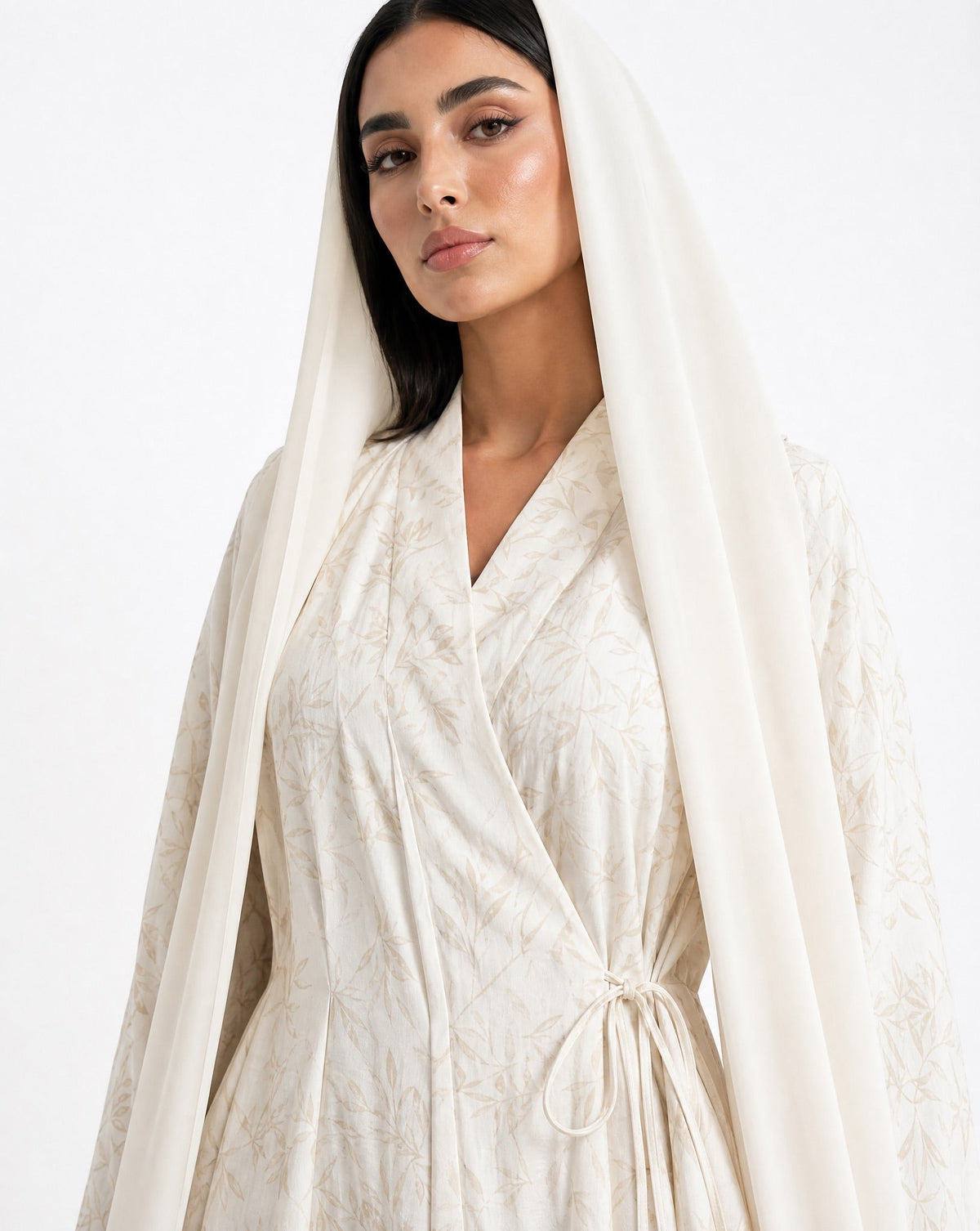 SCYCLE-58 ABAYA - SCYCLE - MIRA Y MANO