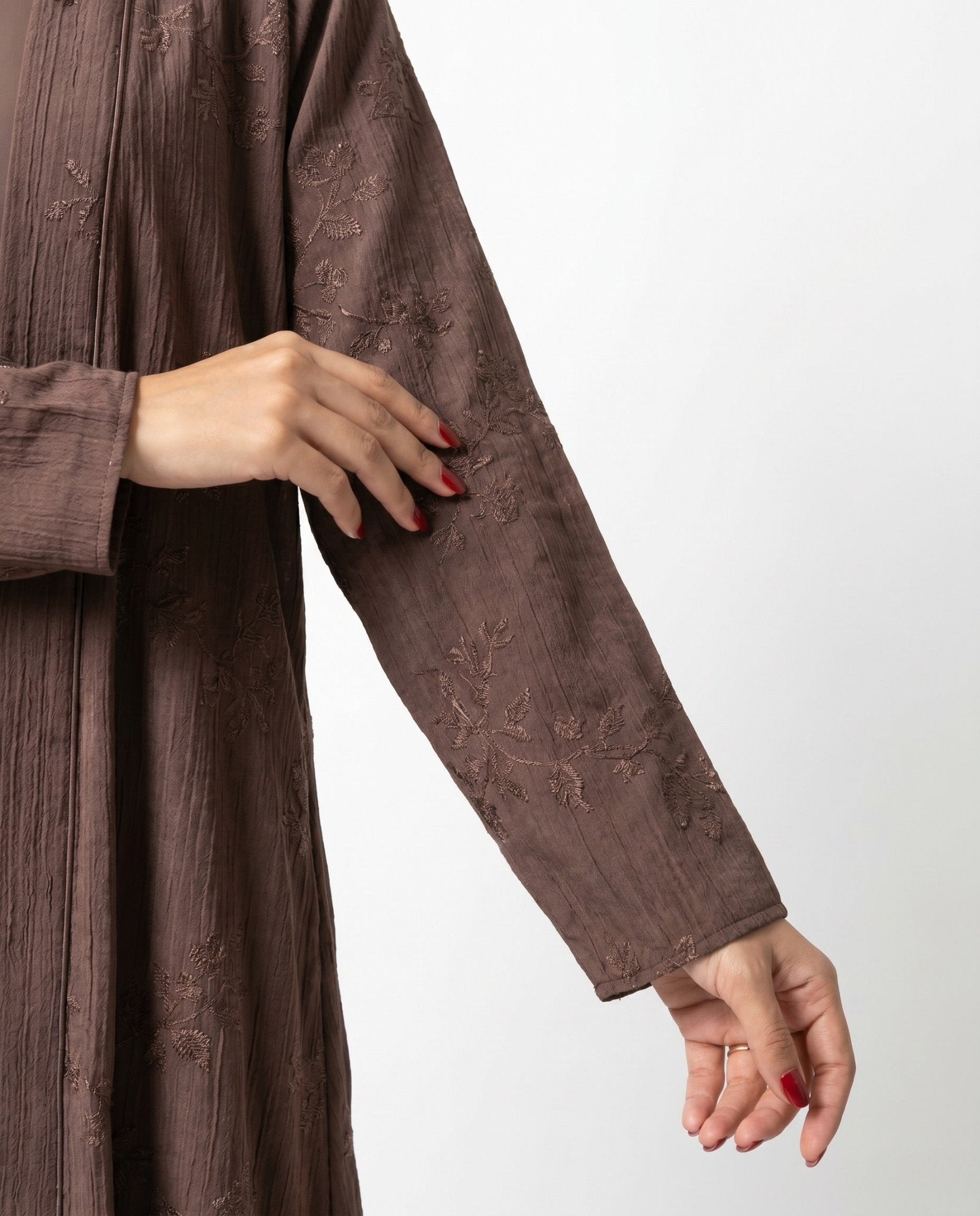 SCYCLE-63 ABAYA - SCYCLE - MIRA Y MANO