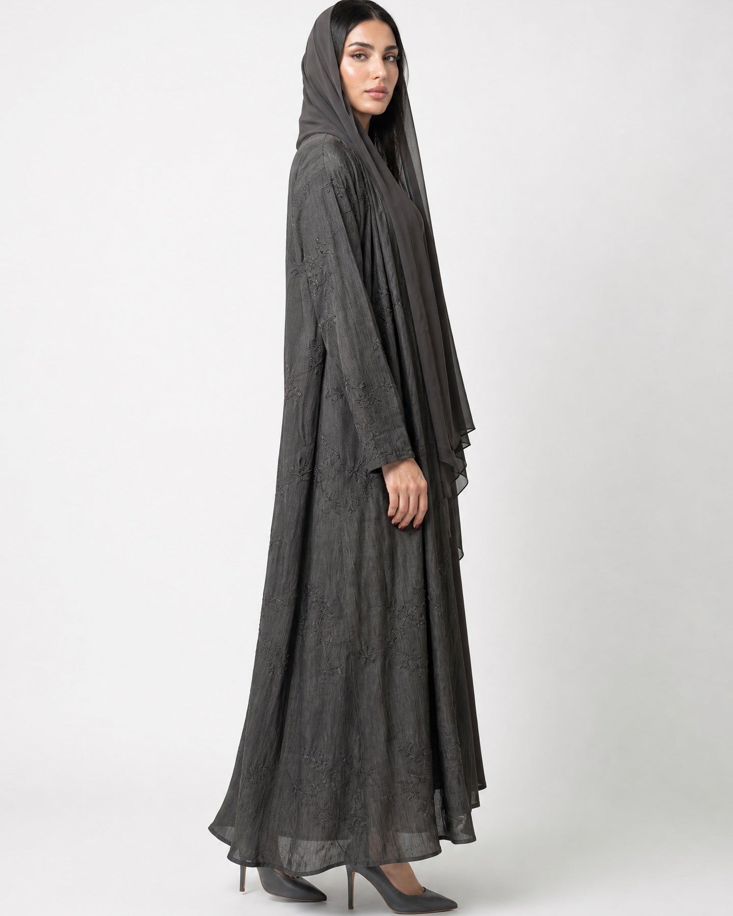 SCYCLE-64 ABAYA - SCYCLE - MIRA Y MANO