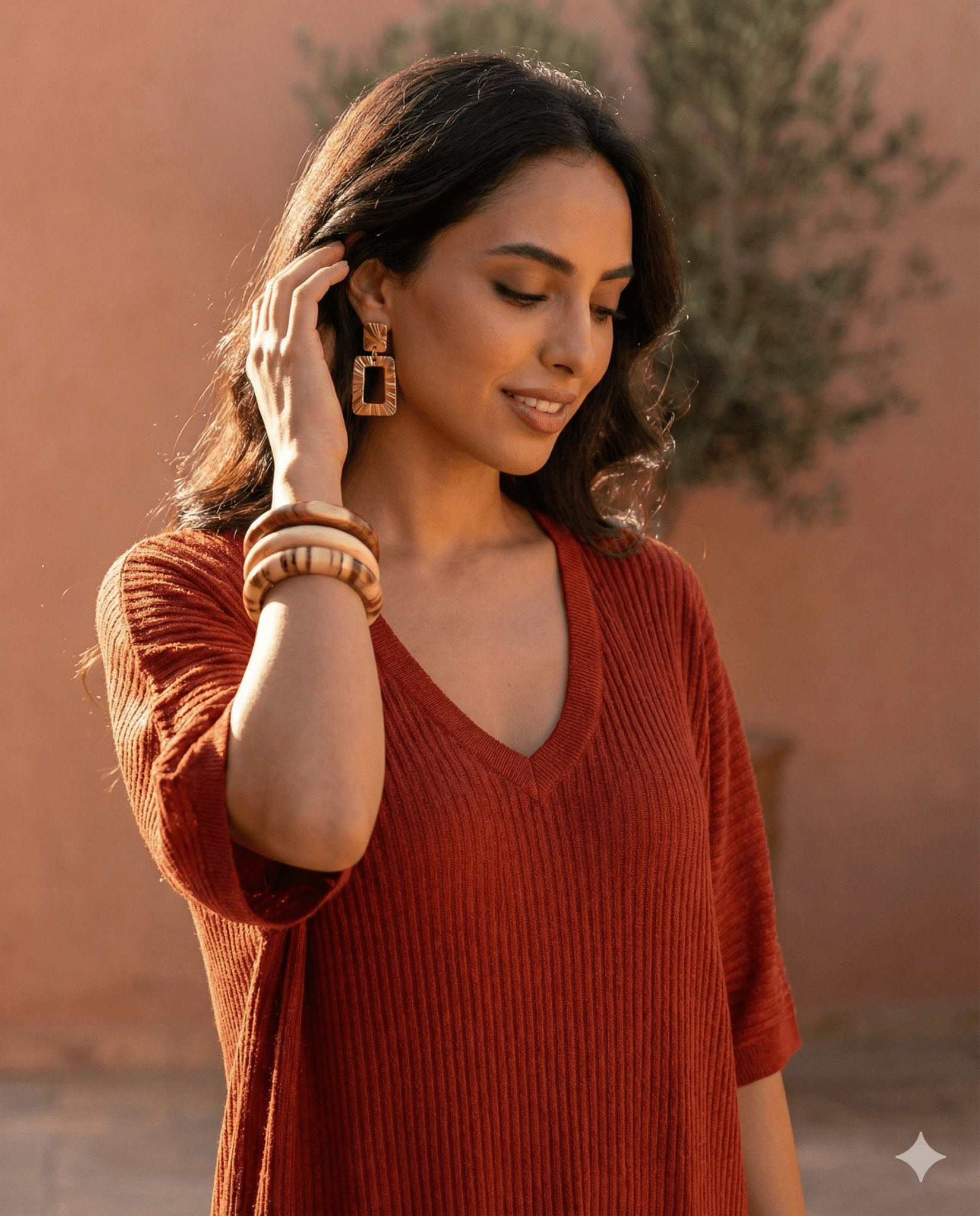 GANDOURA - IR JALABIAH - SHABAKA - MIRA Y MANO