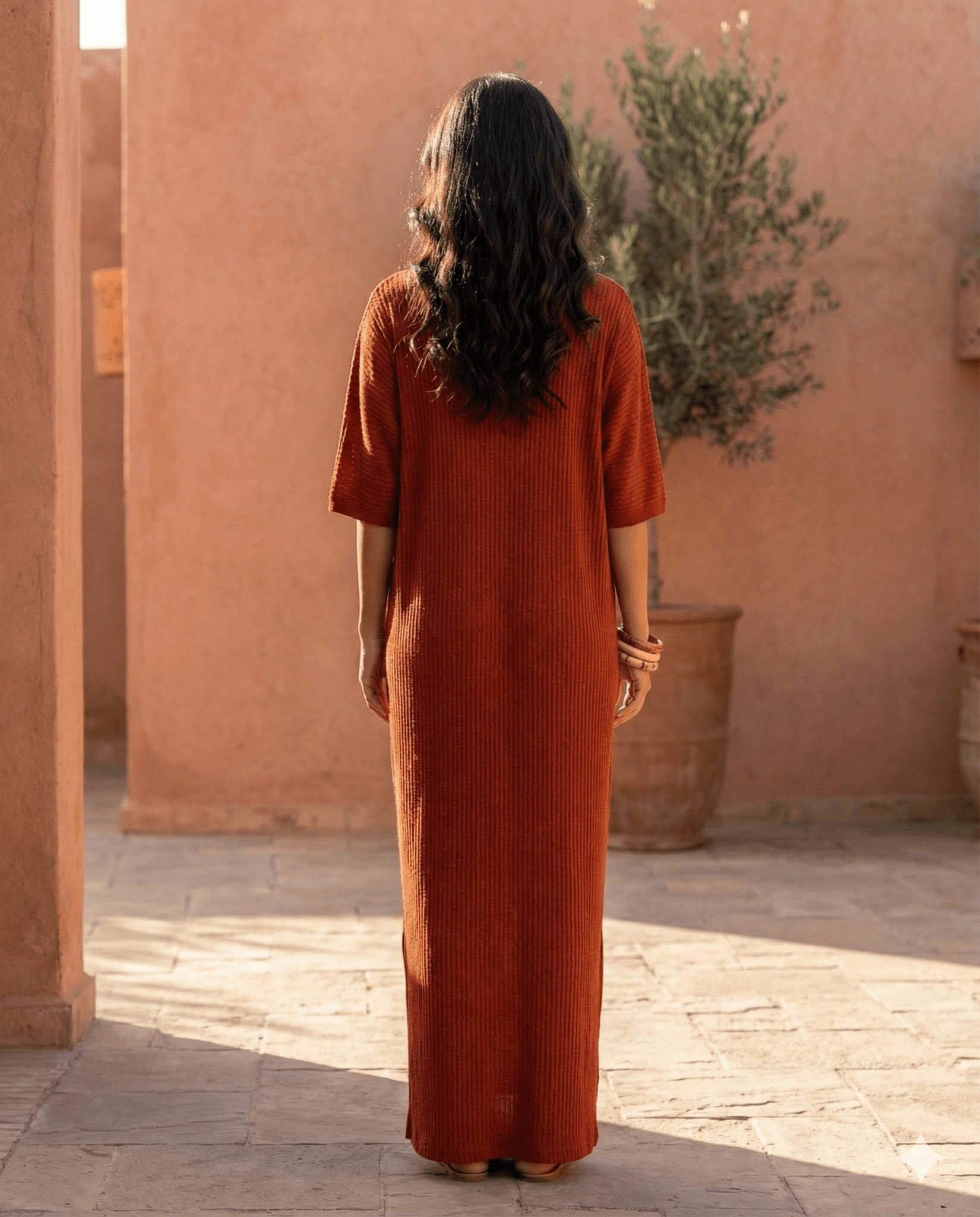 GANDOURA - IR JALABIAH - SHABAKA - MIRA Y MANO