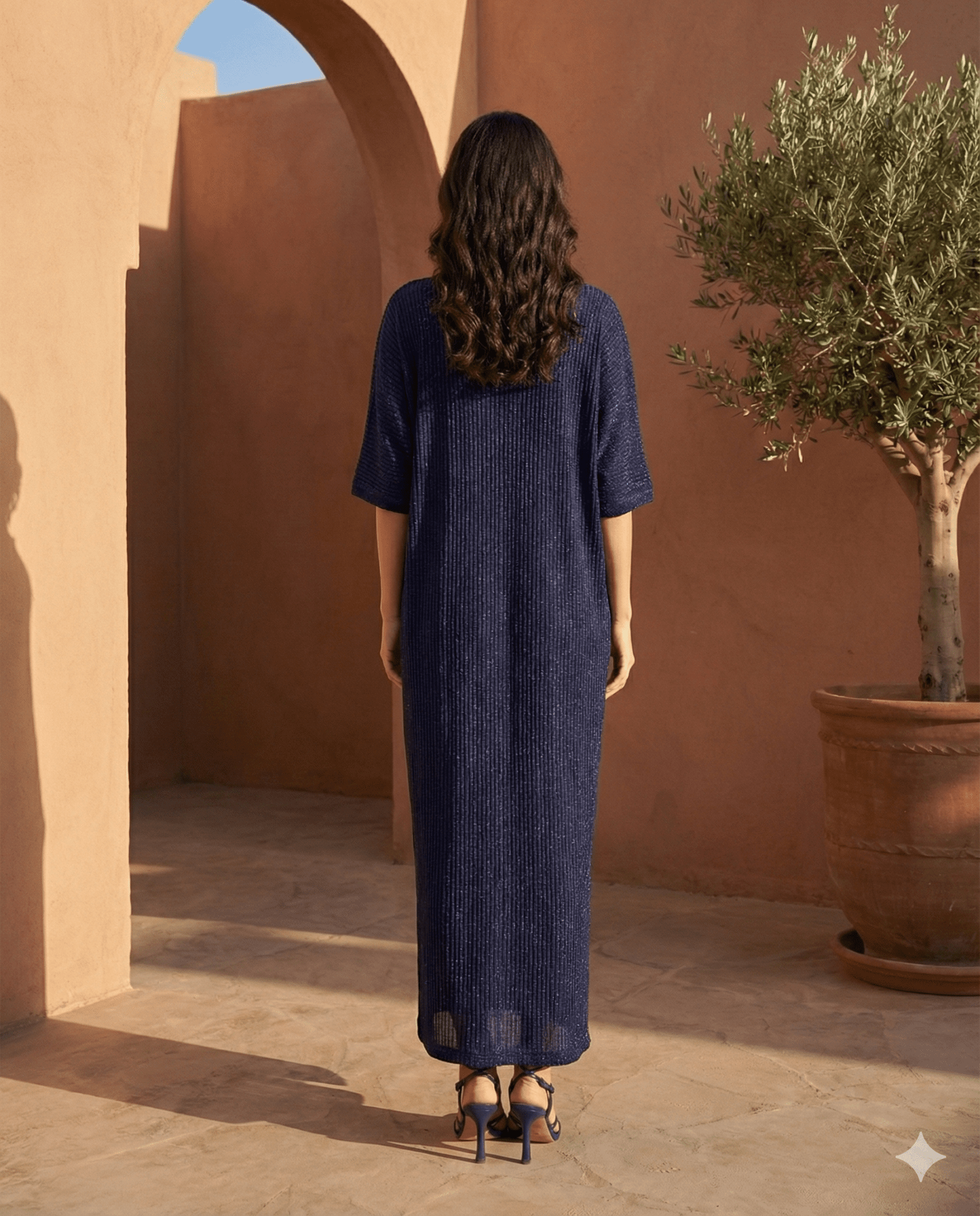 GANDOURA - NY JALABIAH - SHABAKA - MIRA Y MANO