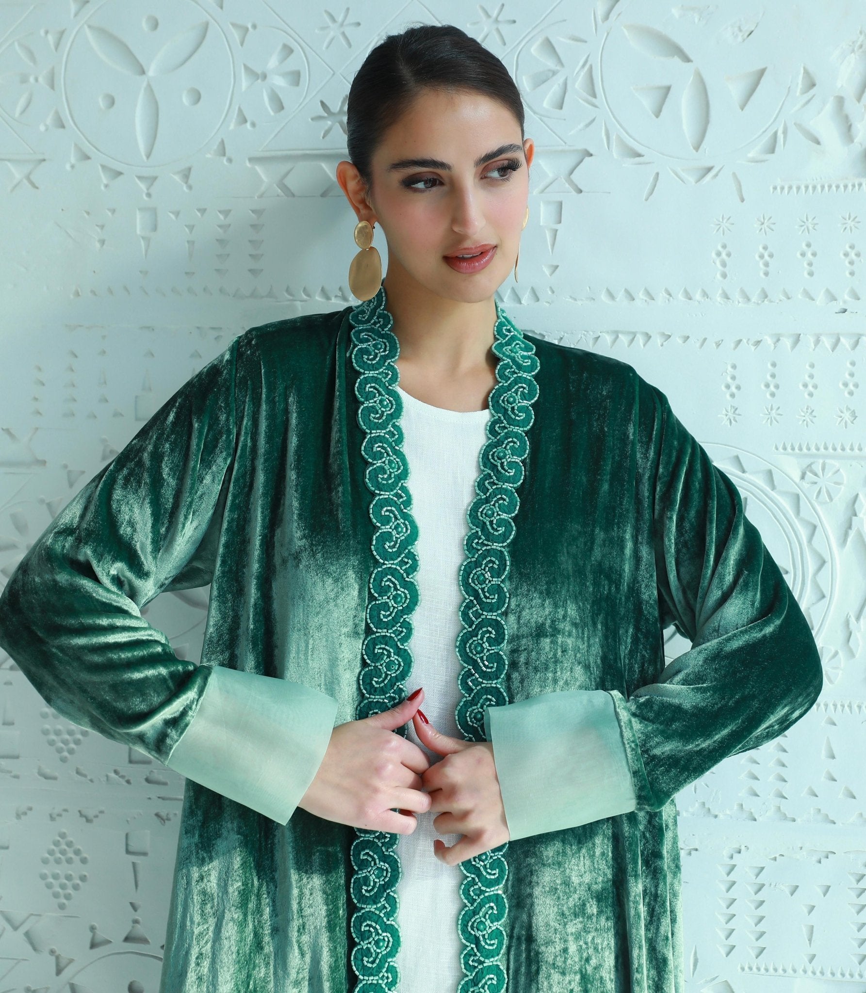 VE - 390 ABAYA SET - SHATHR - MIRA Y MANO