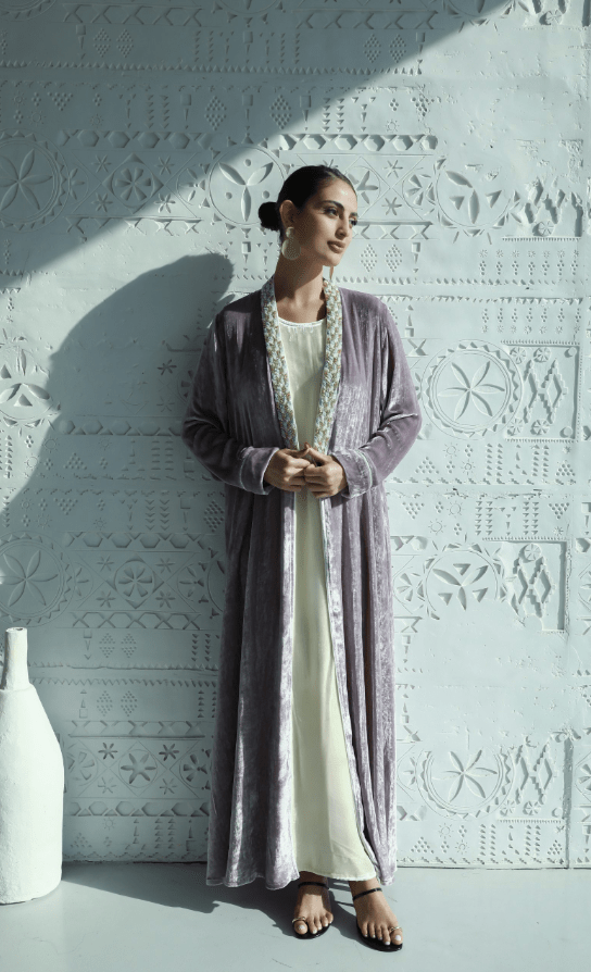 VE - 402 PK ABAYA SET - SHATHR - MIRA Y MANO