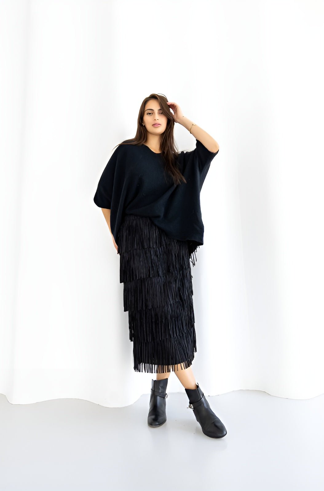 AW25 SLK 002 - BK TOP & SKIRT - SILKERA - MIRA Y MANO