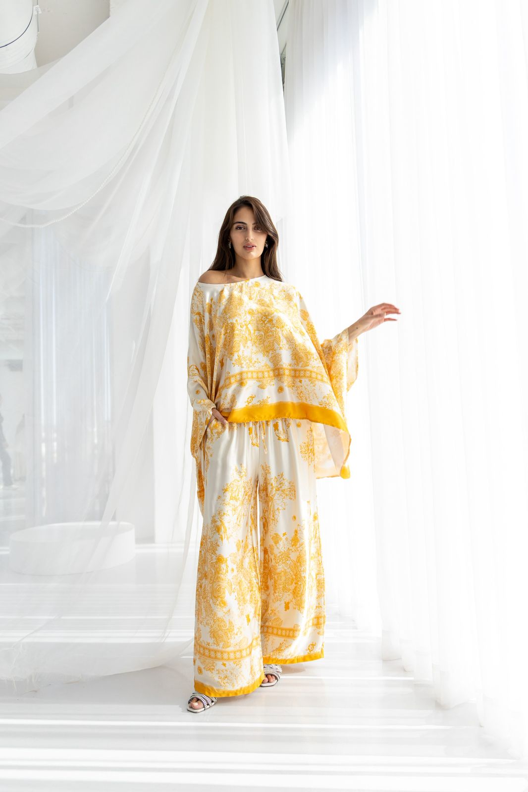 SS25 SLK 0012 - YL TOP & PANT - SILKERA - MIRA Y MANO