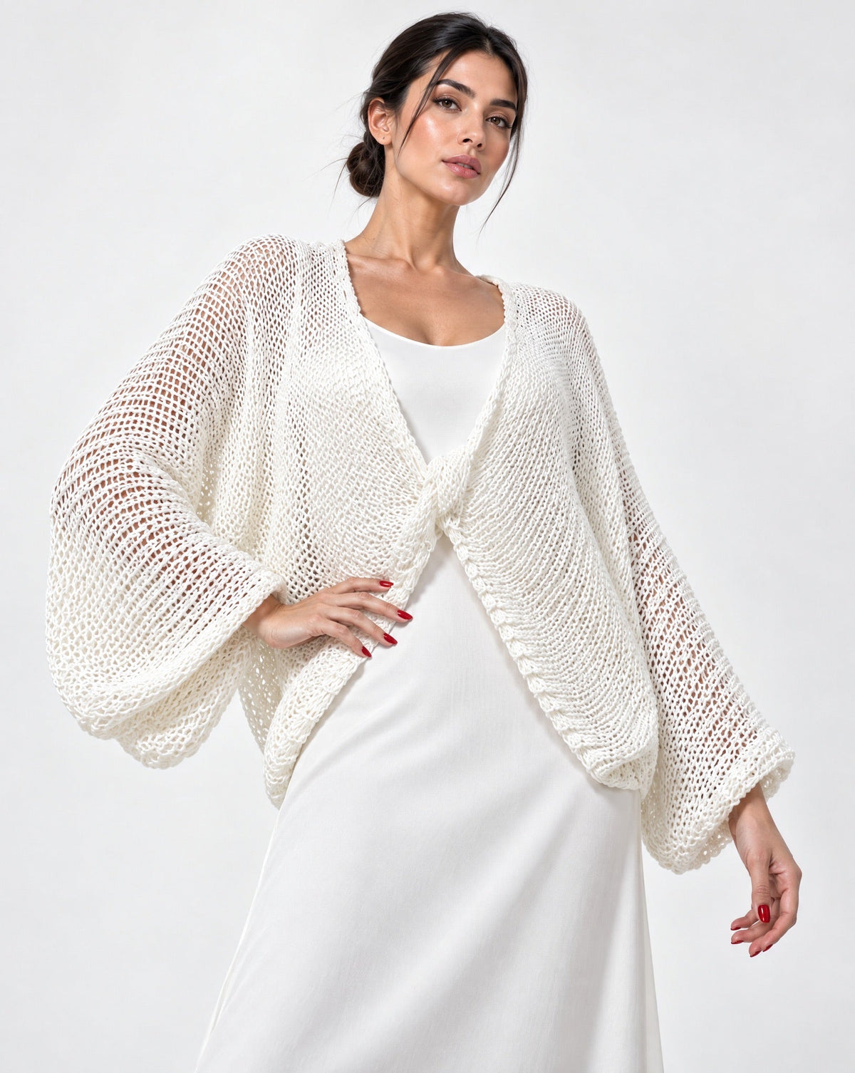 SS26 SLK 009-WH – فستان حريري أبيض – MIRA Y MANO