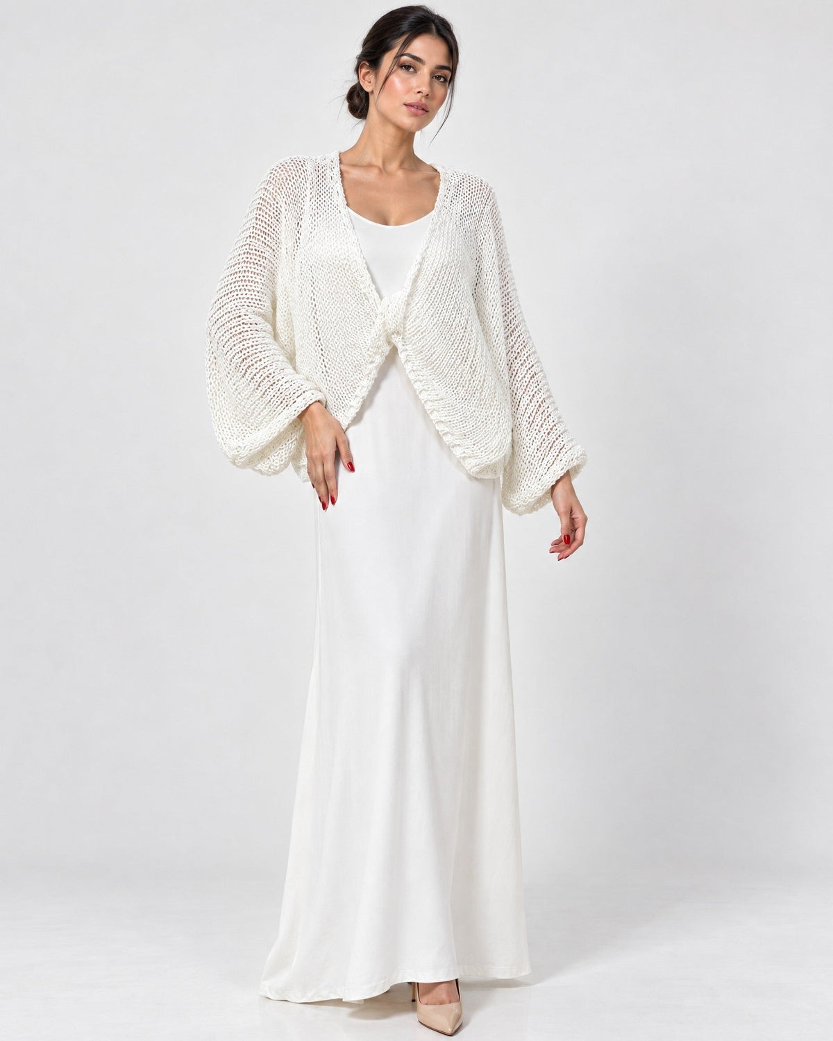 SS26 SLK 009-WH – فستان حريري أبيض – MIRA Y MANO