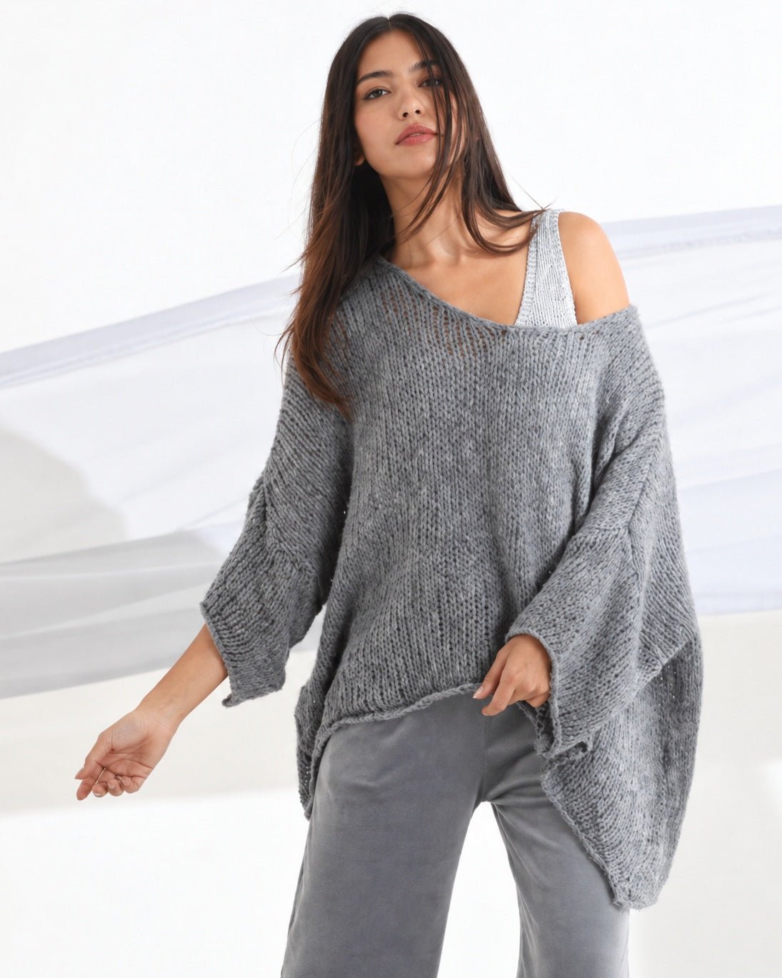 Sweater Off Shoulder Gray Wool Top & Pant - MIRA Y MANO