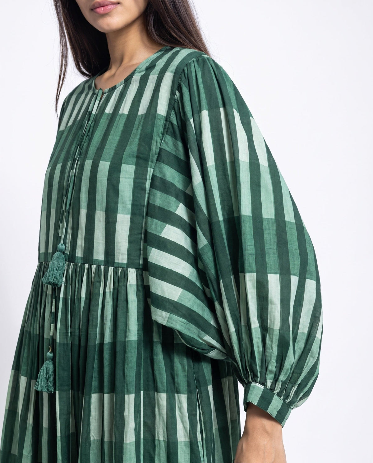 MALIA-GR - Green Cotton Kaftan - SR BY SONALI RAMAN - MIRA Y MANO