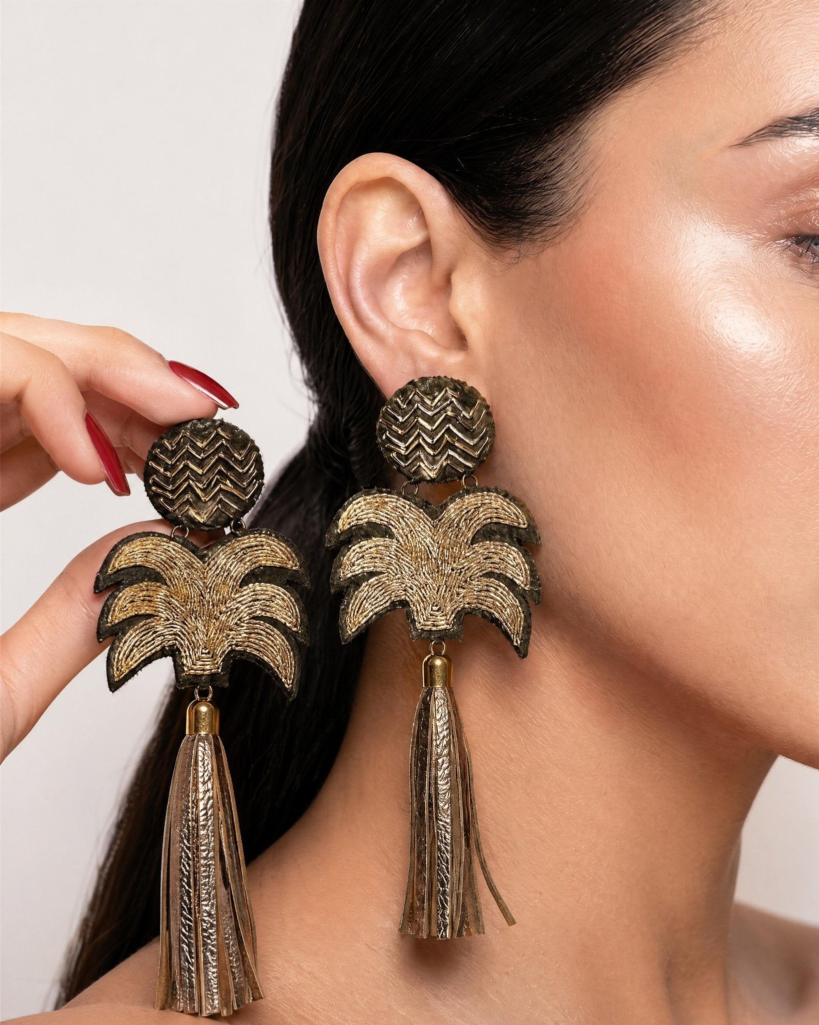 PALM OLIVE EARRINGS - SR BY SONALI RAMAN - MIRA Y MANO