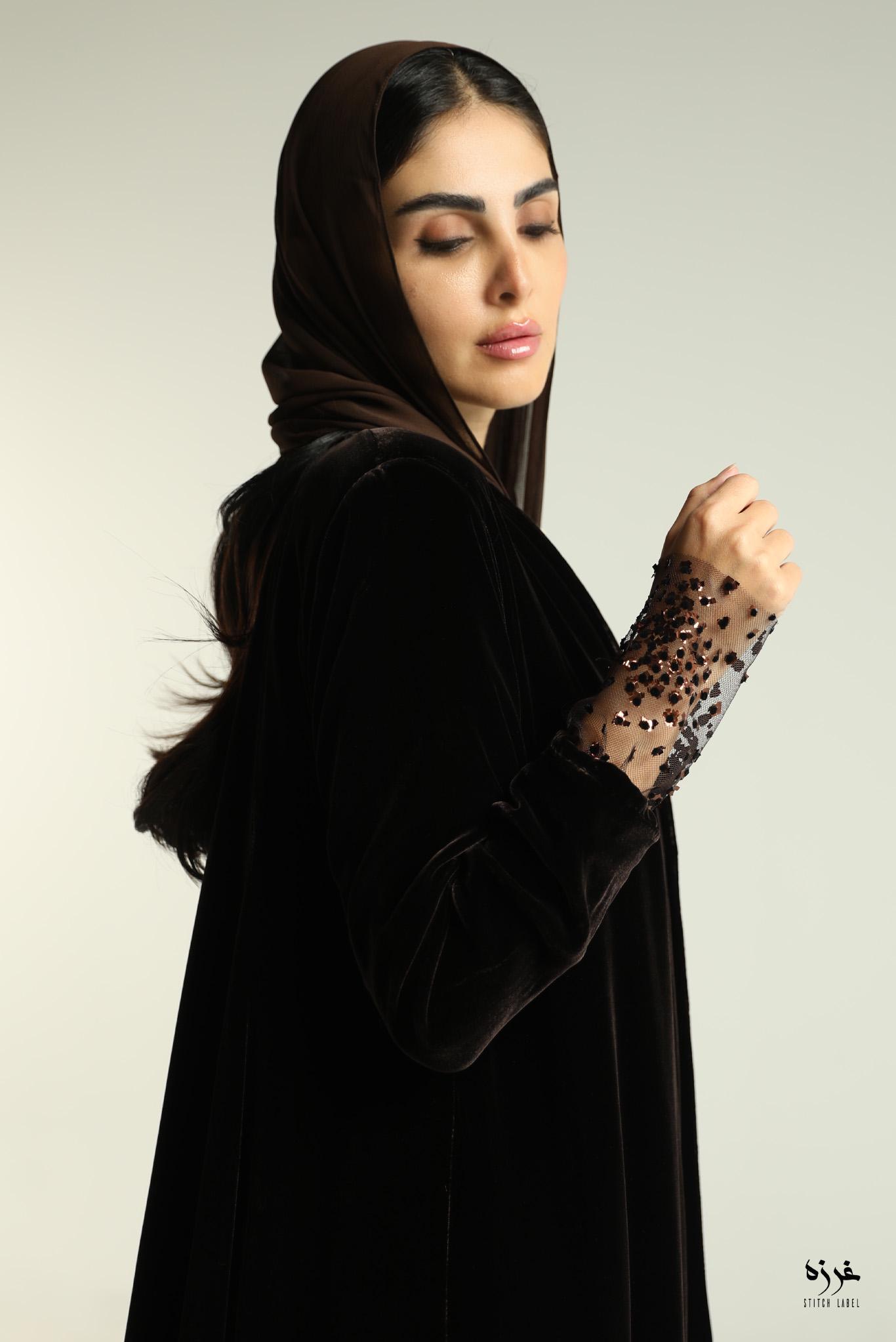 AW24STIT438B ABAYA - STITCH LABEL - MIRA Y MANO