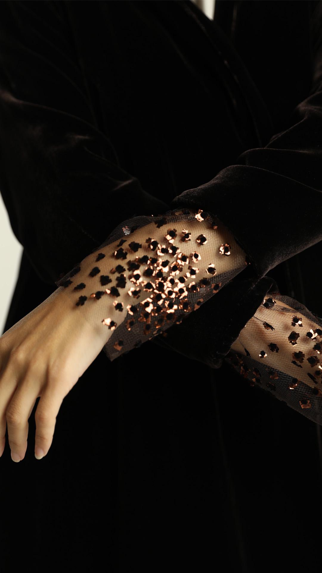 AW24STIT438B ABAYA - STITCH LABEL - MIRA Y MANO