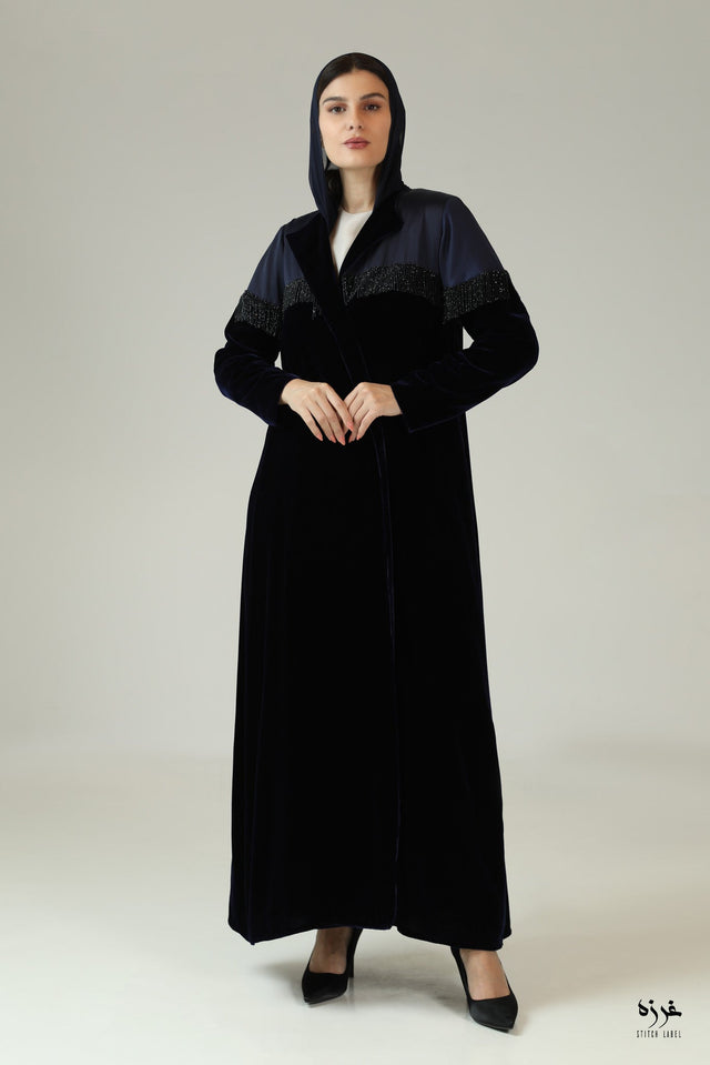 AW24STIT442 ABAYA - STITCH LABEL - MIRA Y MANO