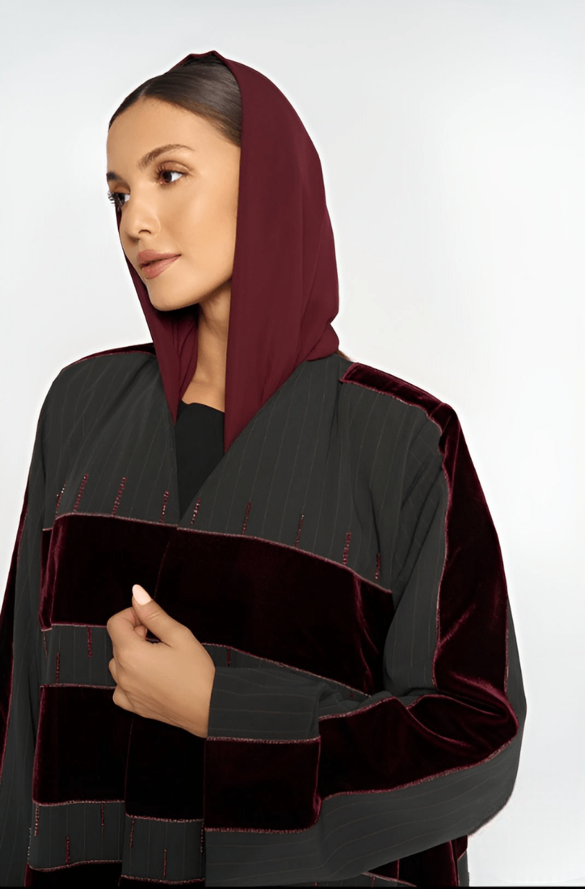 AW25STIT614 ABAYA - STITCH LABEL - MIRA Y MANO