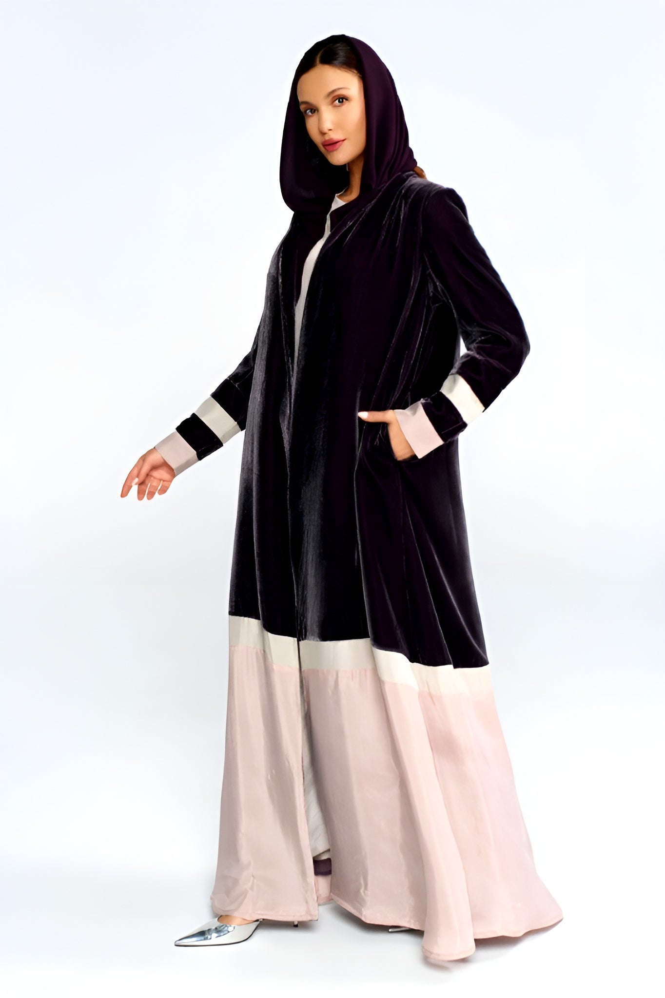 AW25STIT624 ABAYA - STITCH LABEL - MIRA Y MANO