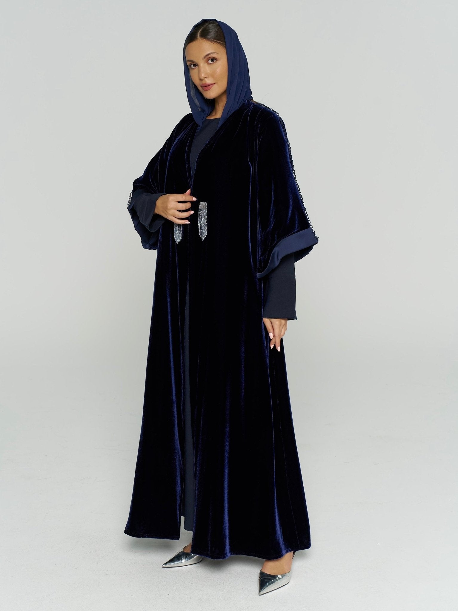 AW25STIT629 ABAYA SET - STITCH LABEL - MIRA Y MANO