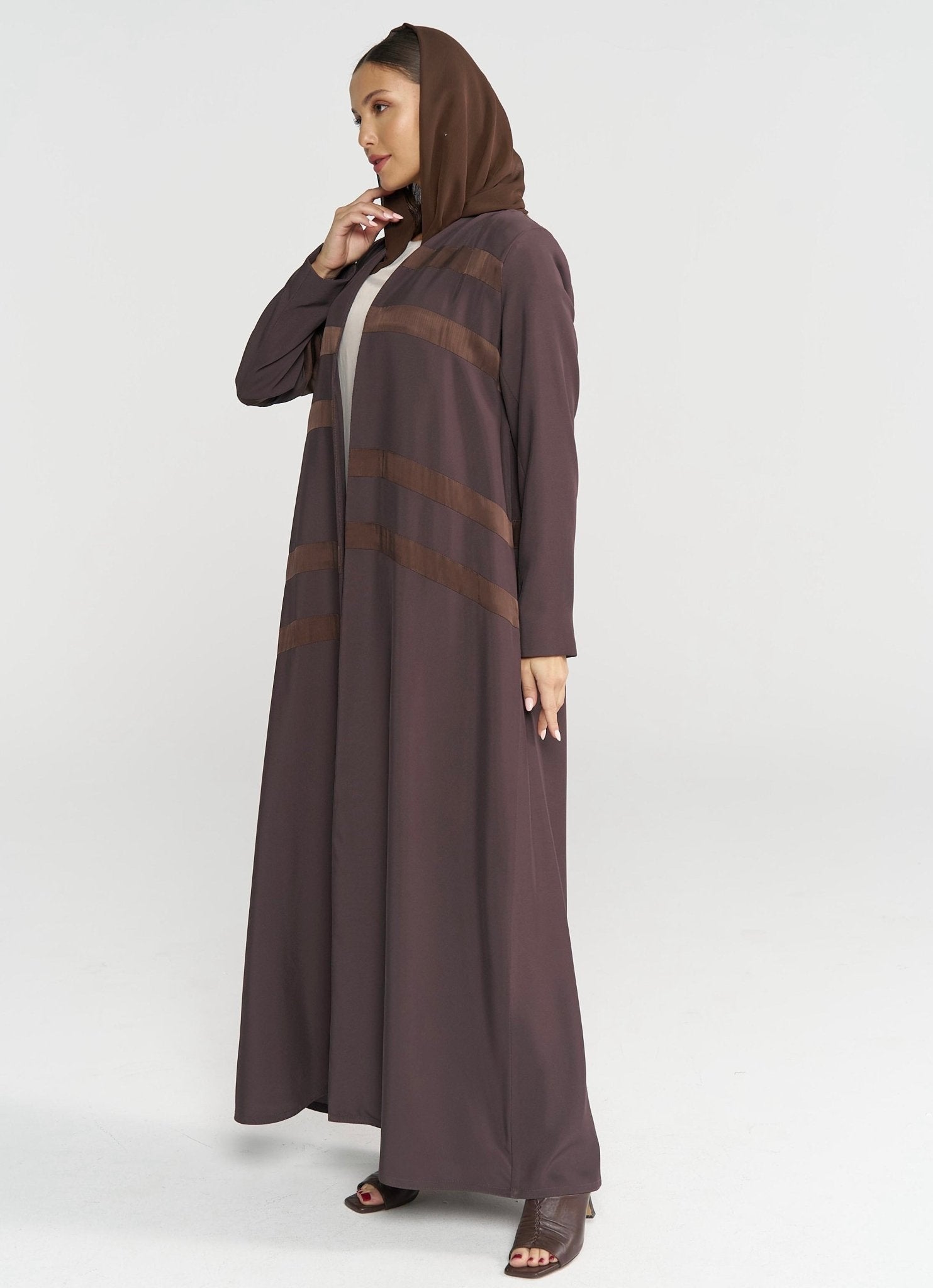 AW25STIT631 ABAYA - STITCH LABEL - MIRA Y MANO