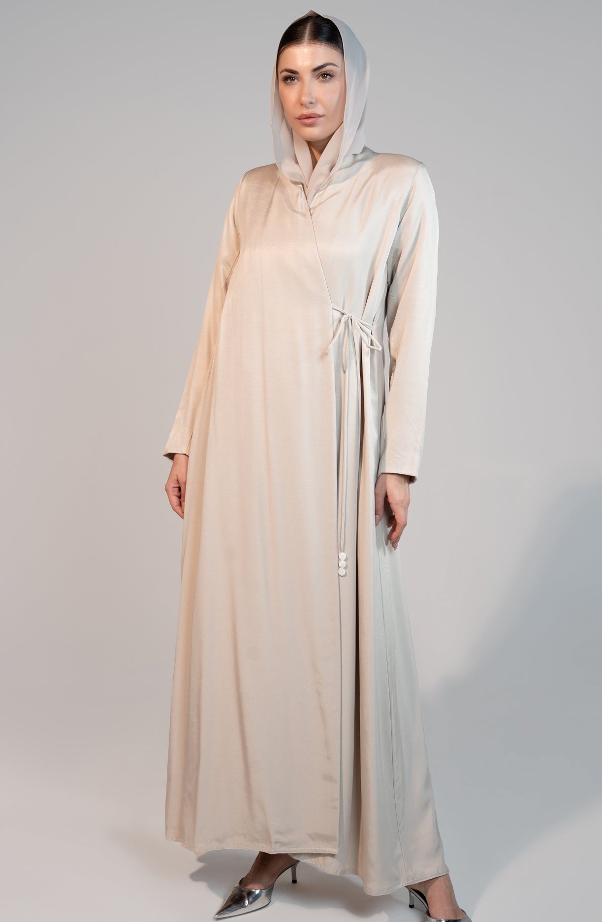SS25STIT608 ABAYA - STITCH LABEL - MIRA Y MANO