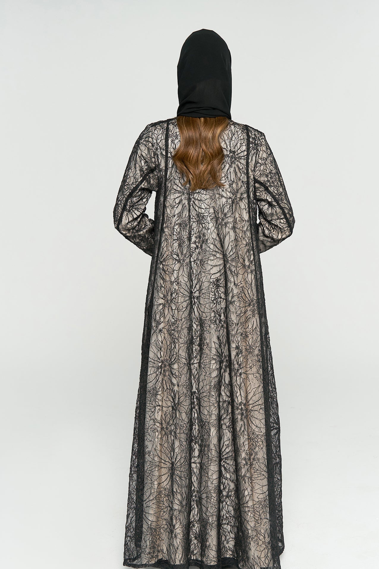 SS26STIT634 ABAYA - STITCH LABEL - MIRA Y MANO
