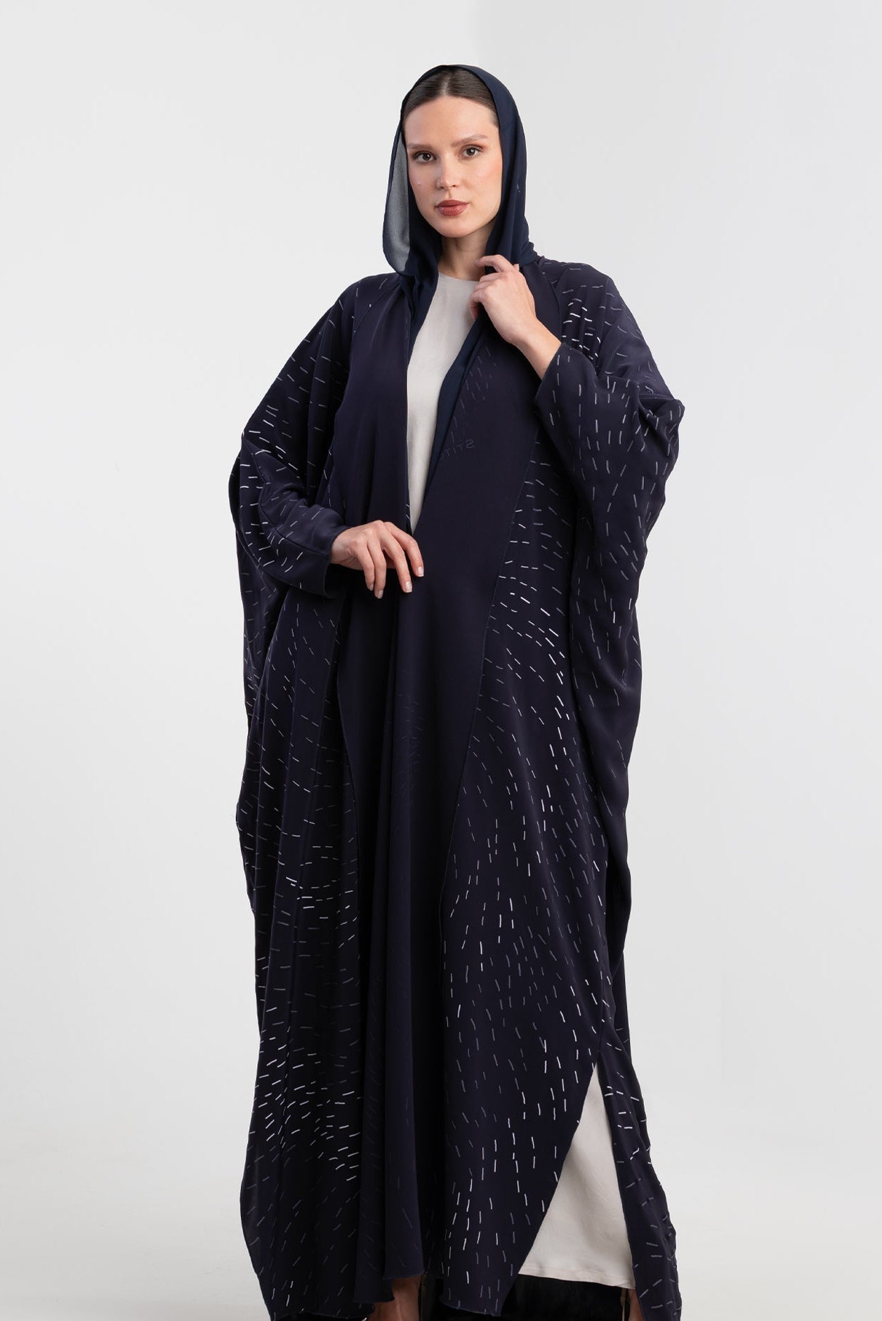 SS26STIT710 ABAYA - STITCH LABEL - MIRA Y MANO