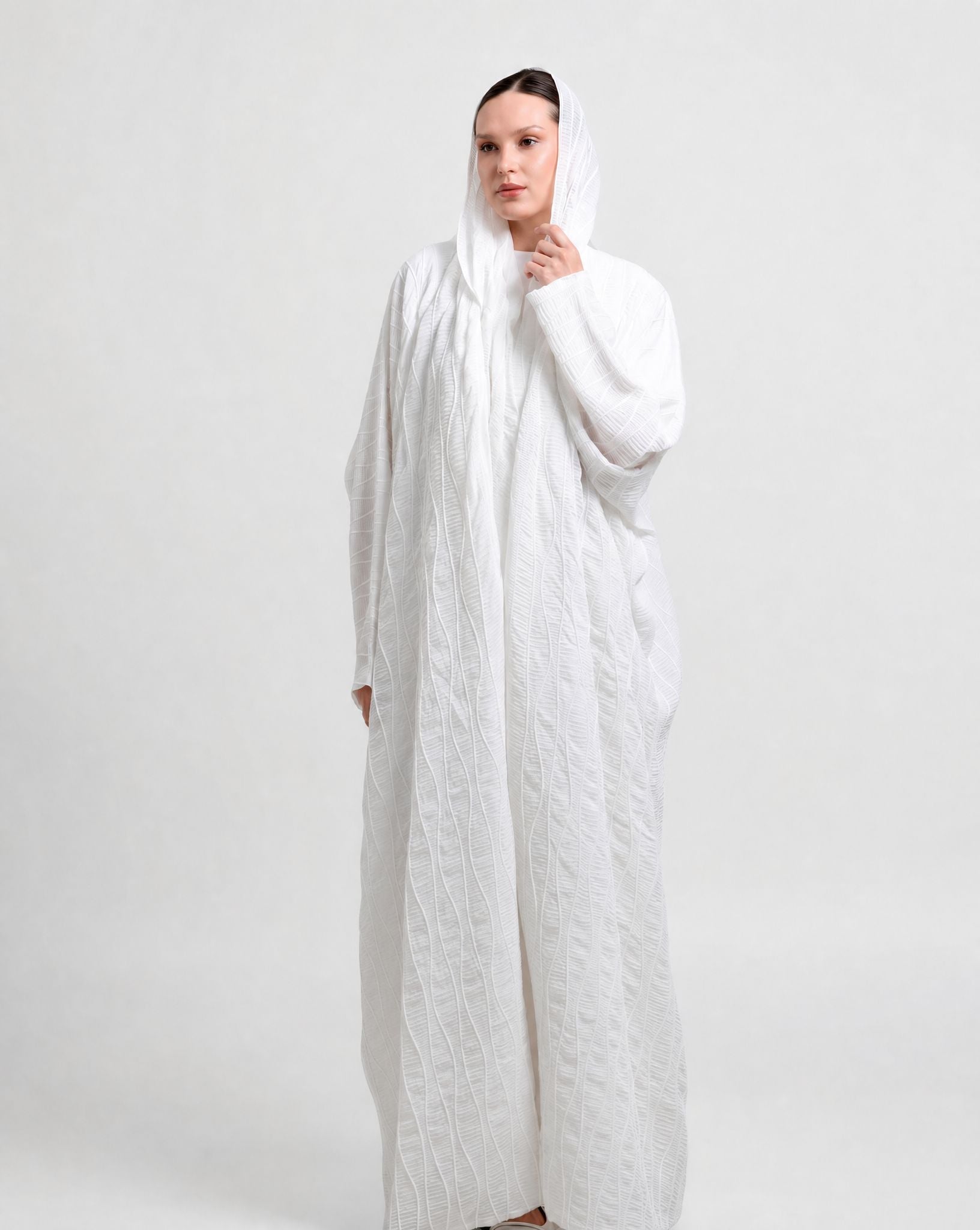 SS26STIT716 ABAYA - STITCH LABEL - MIRA Y MANO