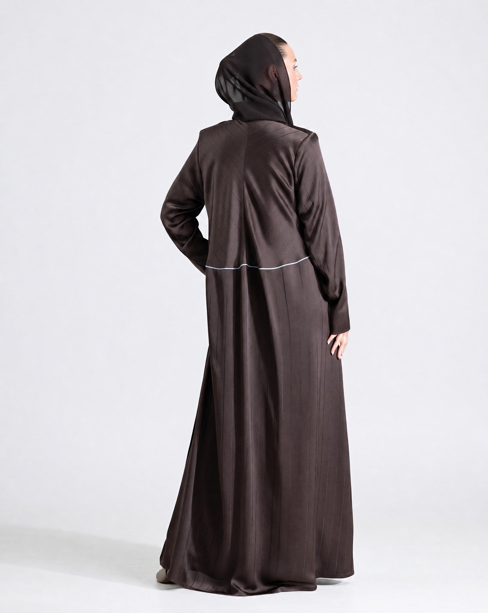 SS26STIT731 ABAYA - STITCH LABEL - MIRA Y MANO