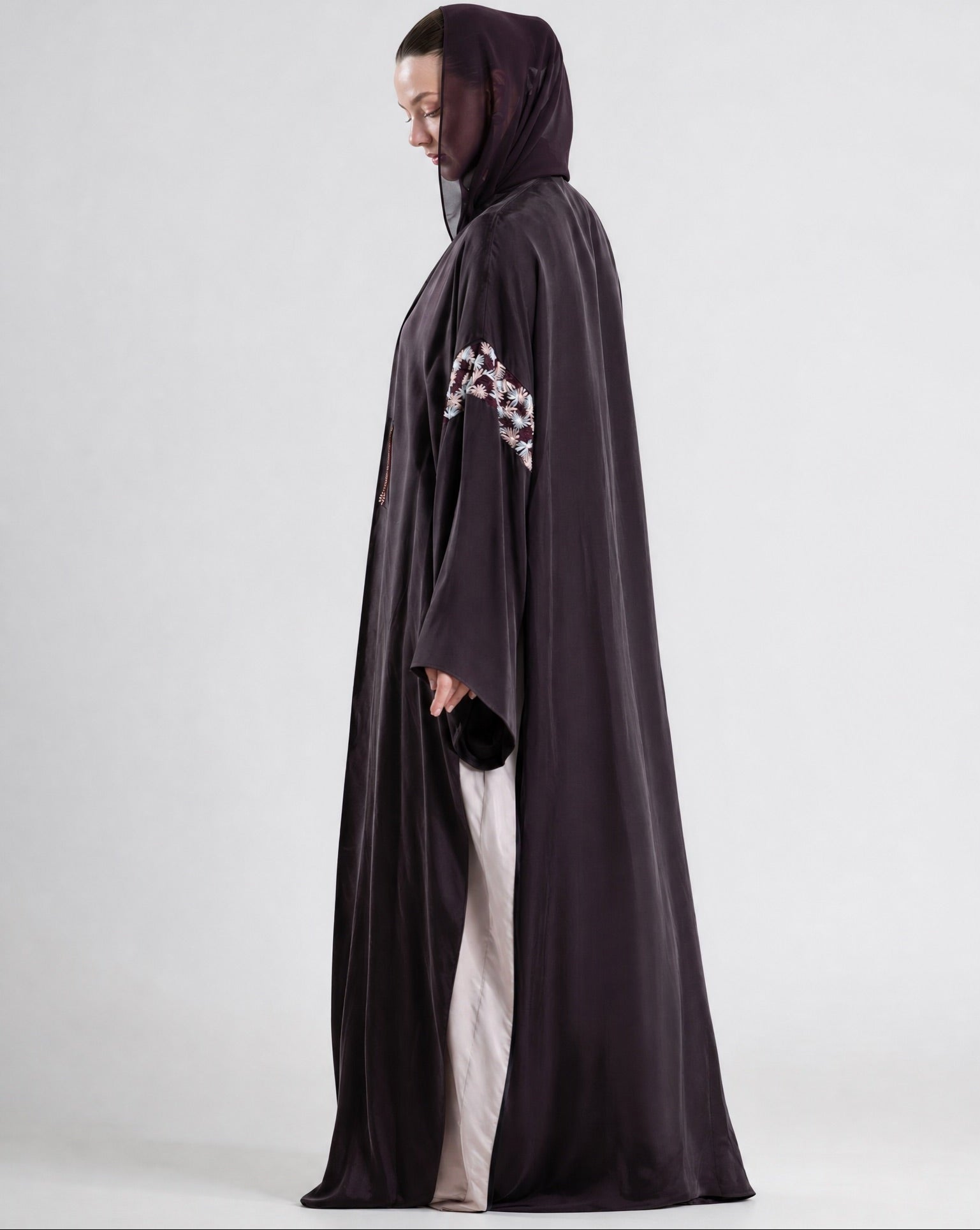SS26STIT743 ABAYA SET - STITCH LABEL - MIRA Y MANO