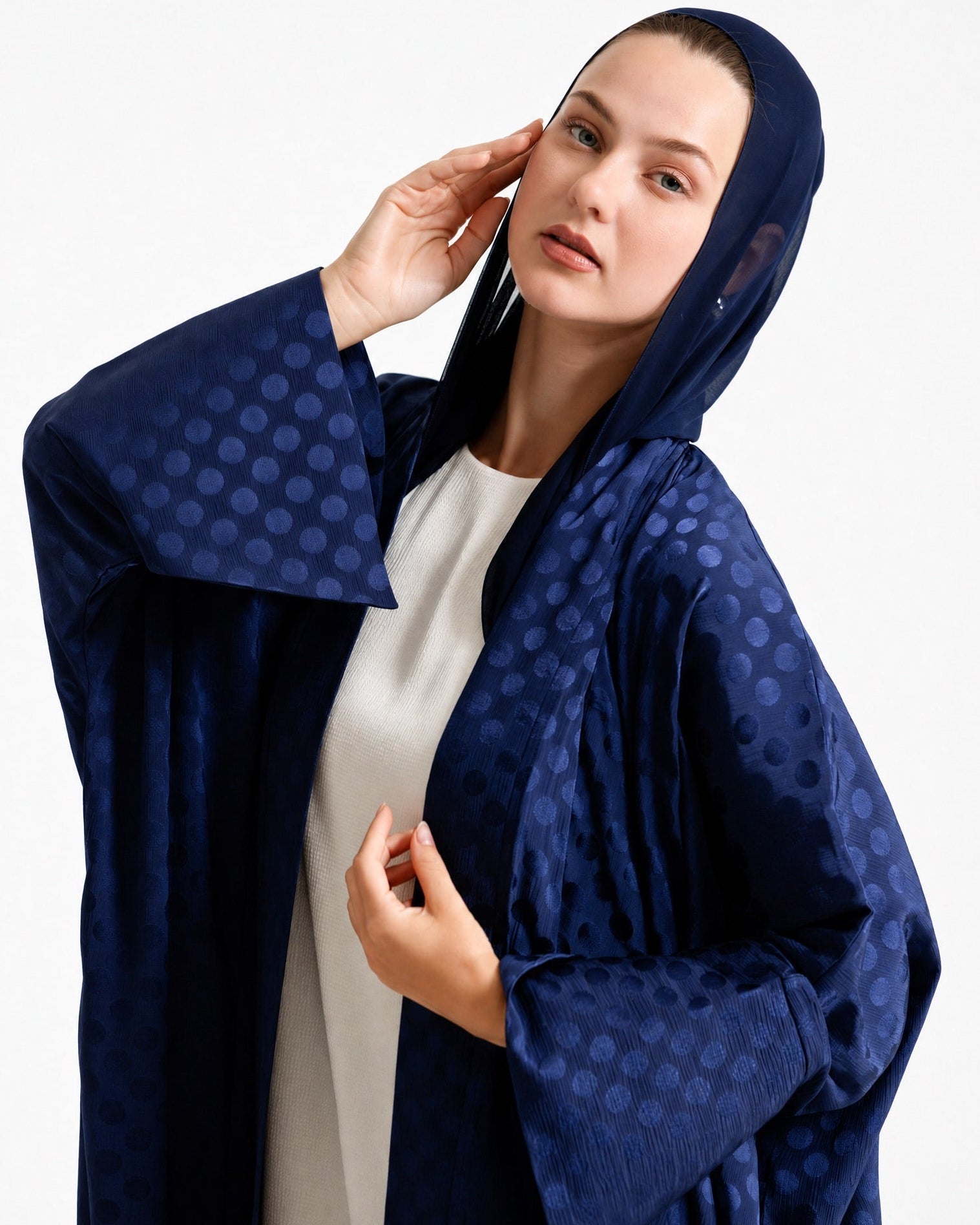 SS26STIT749 ABAYA - STITCH LABEL - MIRA Y MANO