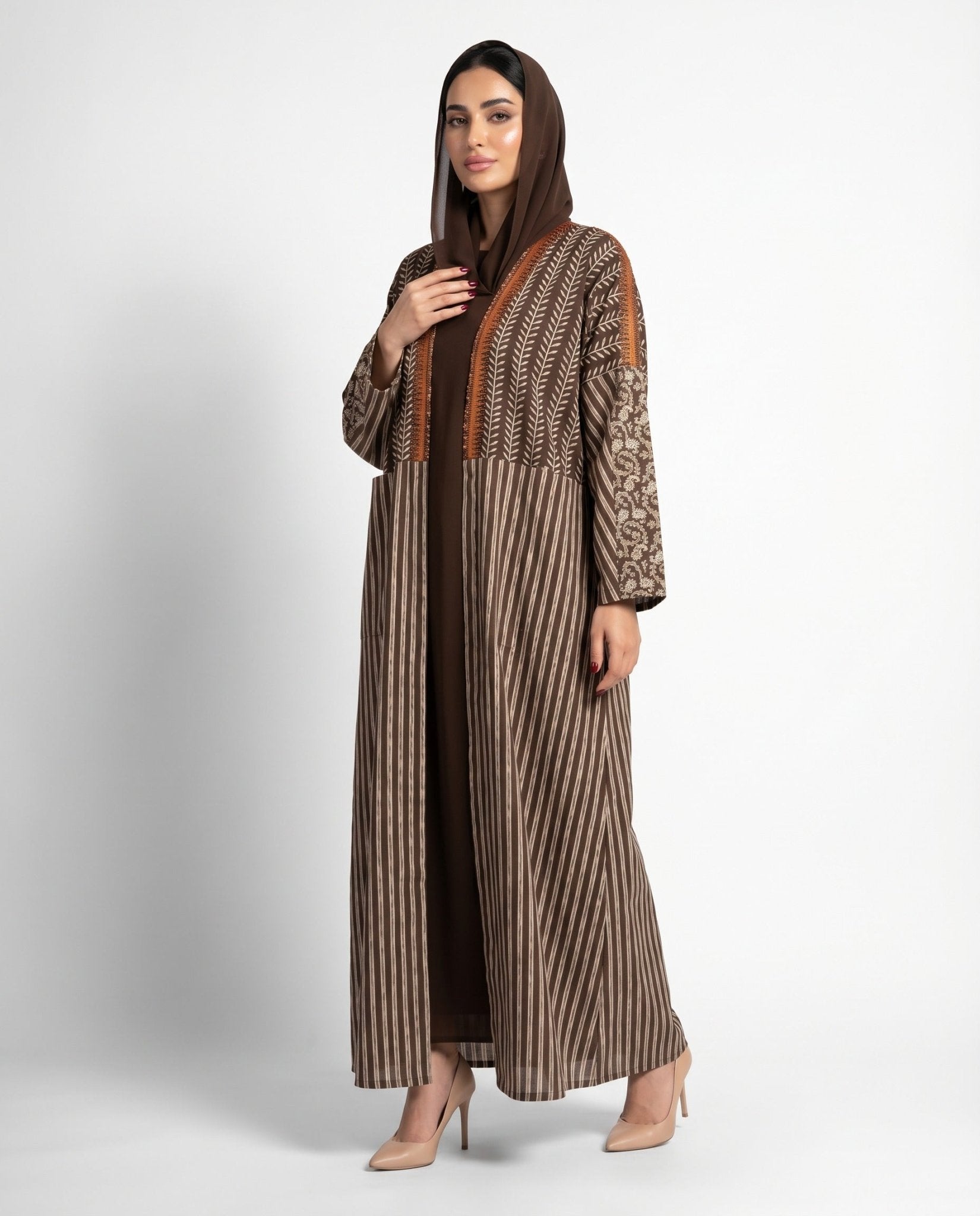 FG 412 - SIE ABAYA - STYLE HAUTE COUTURE - MIRA Y MANO