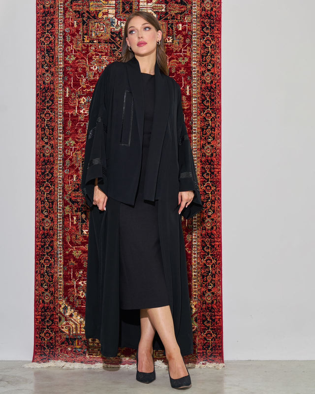 FG 442 ABAYA AA24 - STYLE HAUTE COUTURE - MIRA Y MANO