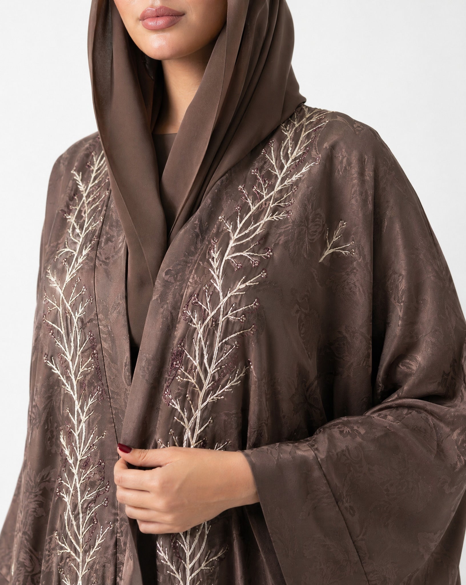 FG 509 - SIE ABAYA - STYLE HAUTE COUTURE - MIRA Y MANO