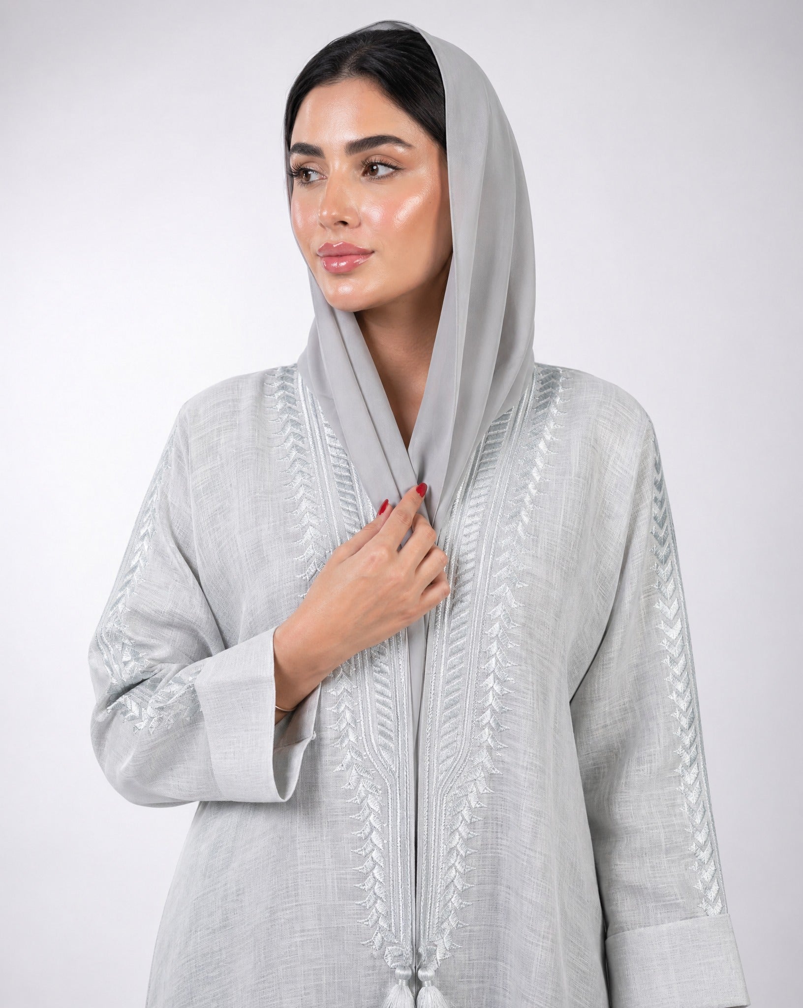 FG 601 - SL ABAYA - STYLE HAUTE COUTURE - MIRA Y MANO