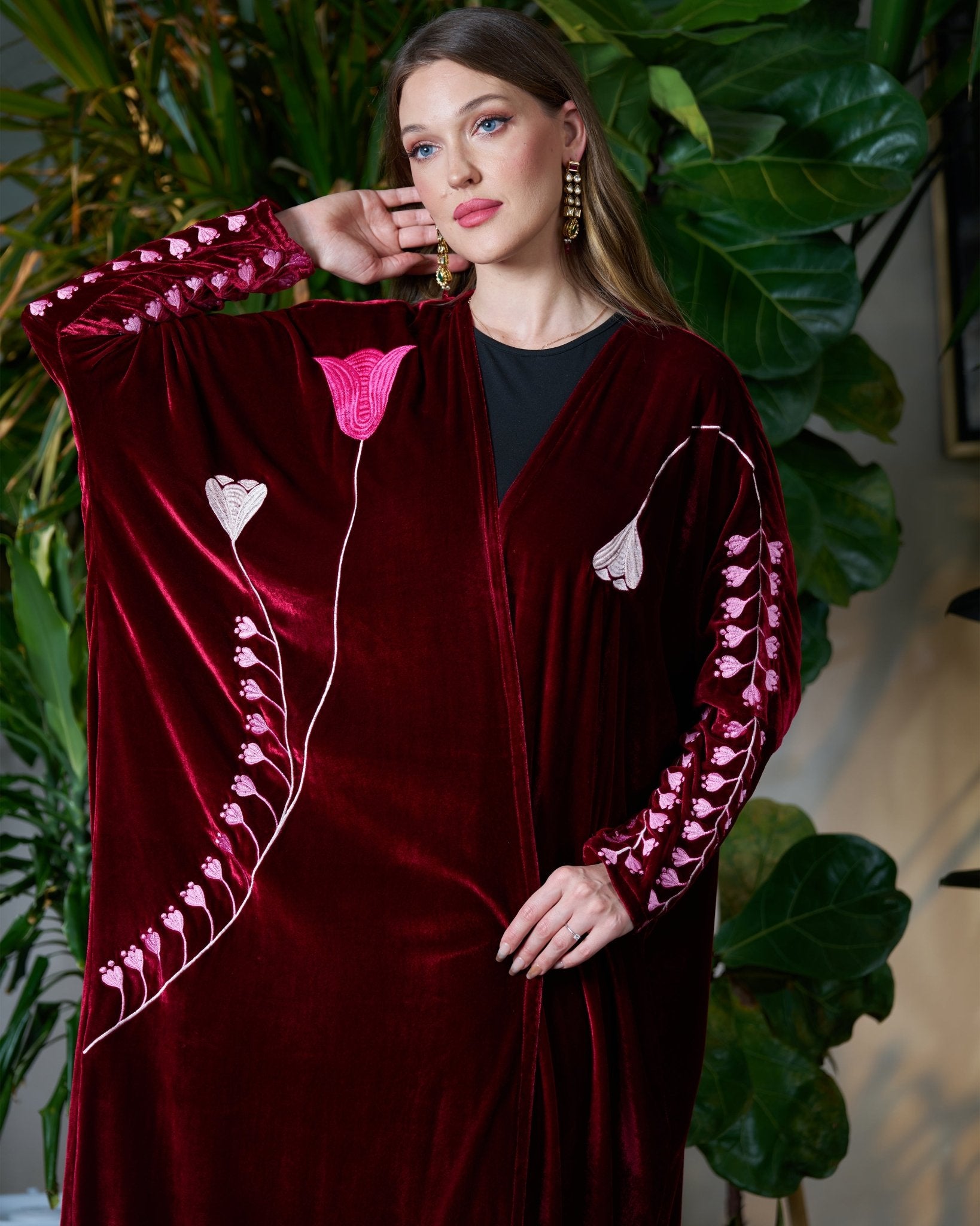 FG 965 ABAYA - STYLE HAUTE COUTURE - MIRA Y MANO