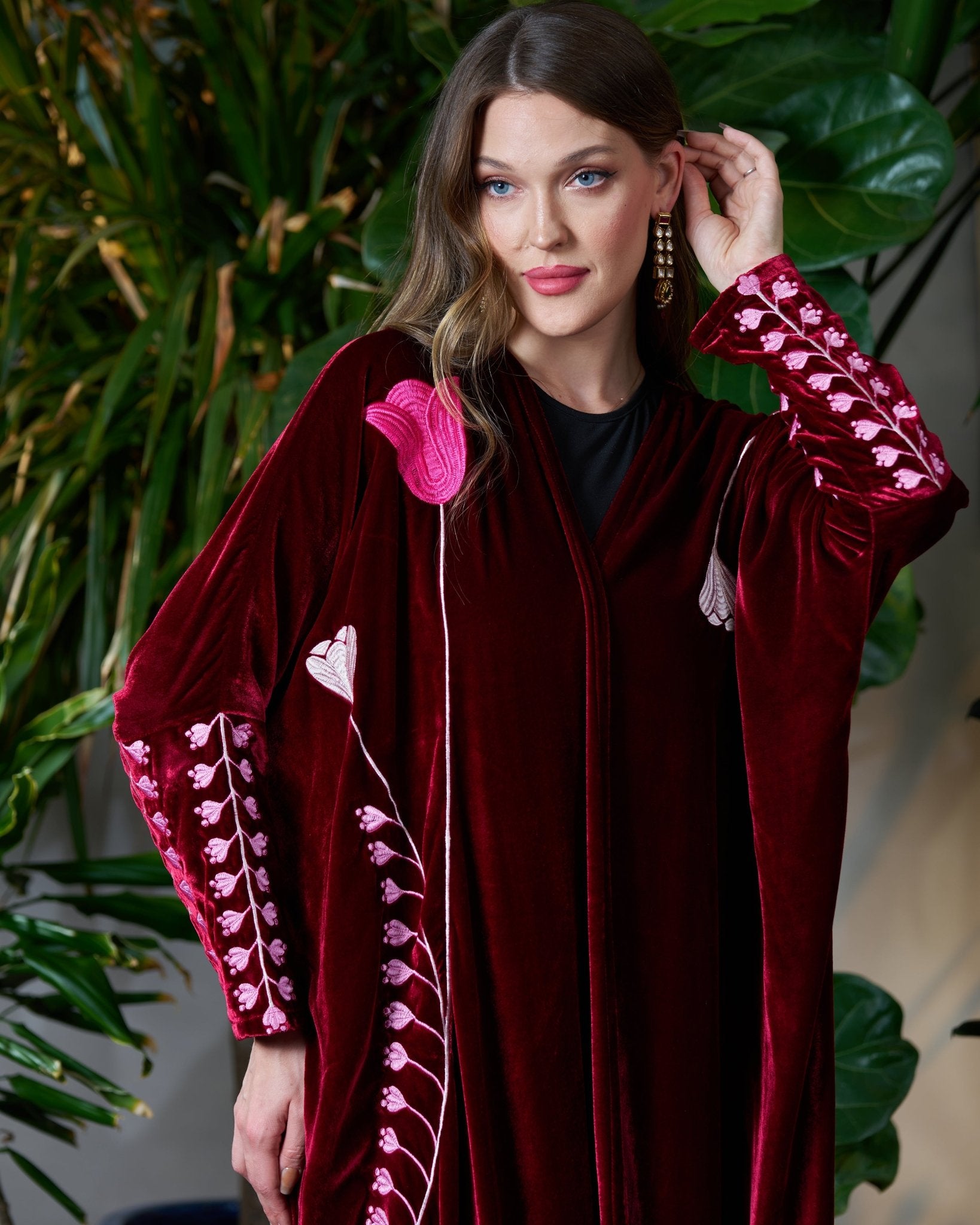 FG 965 ABAYA - STYLE HAUTE COUTURE - MIRA Y MANO