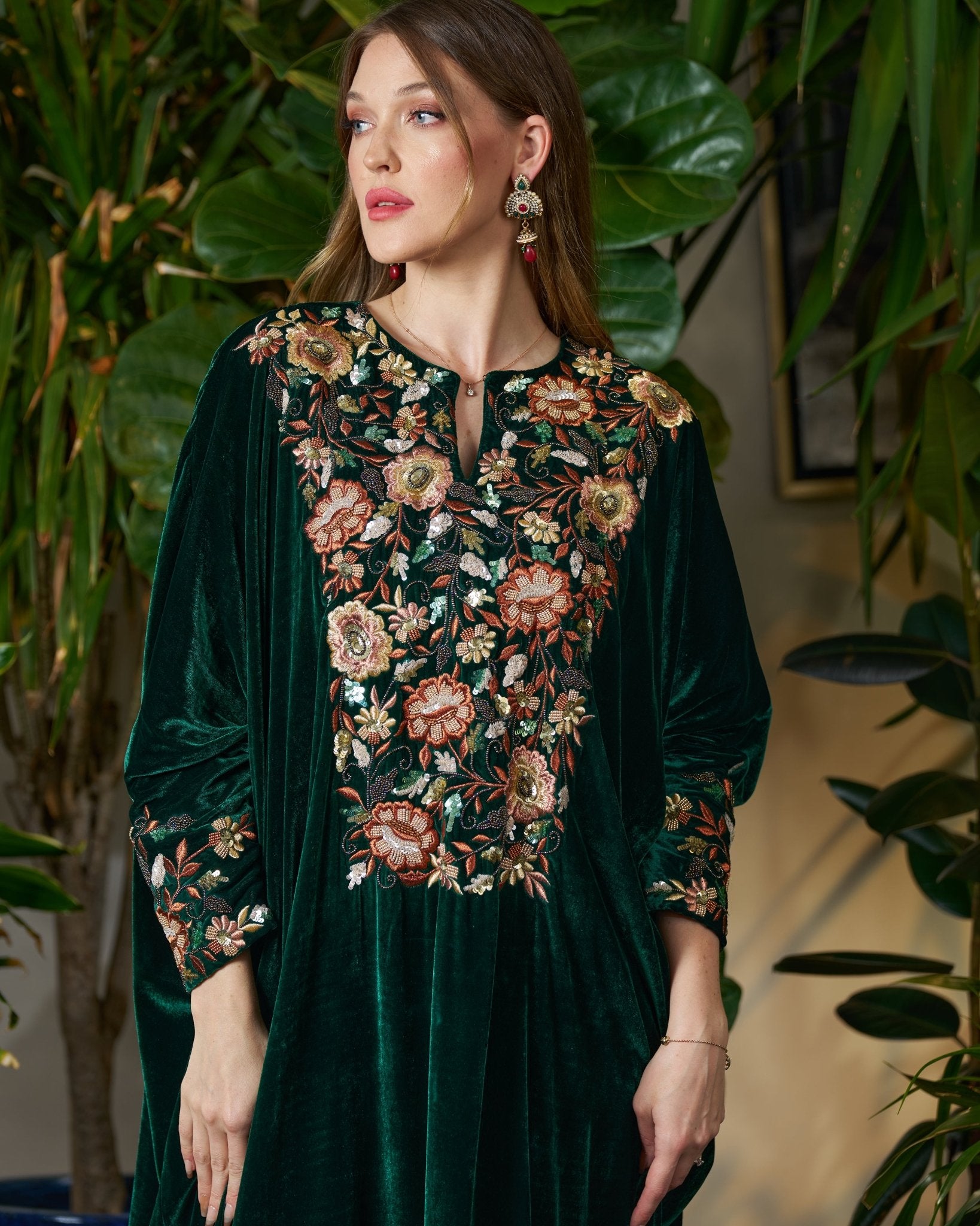 FG 967 - GR JALABIAH - STYLE HAUTE COUTURE - MIRA Y MANO