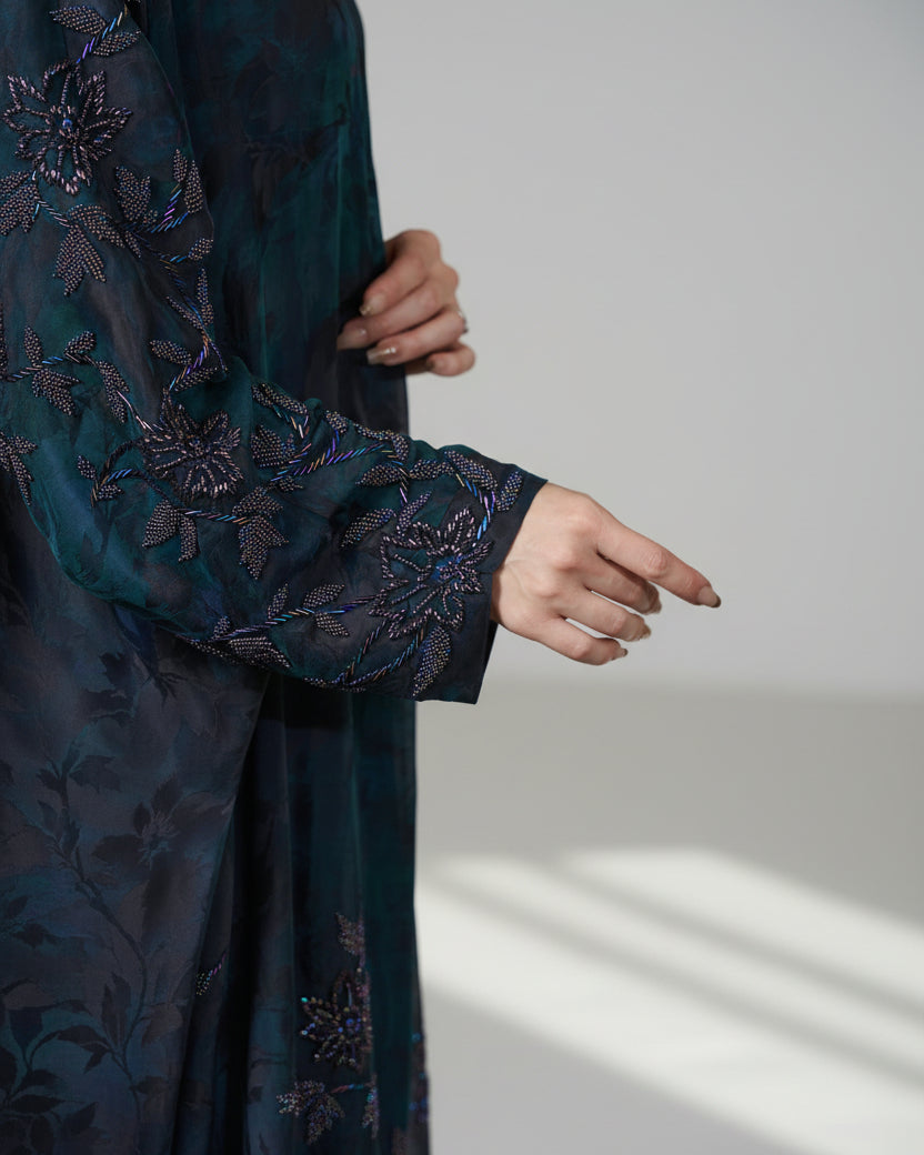 FG 973 ABAYA - STYLE HAUTE COUTURE - MIRA Y MANO