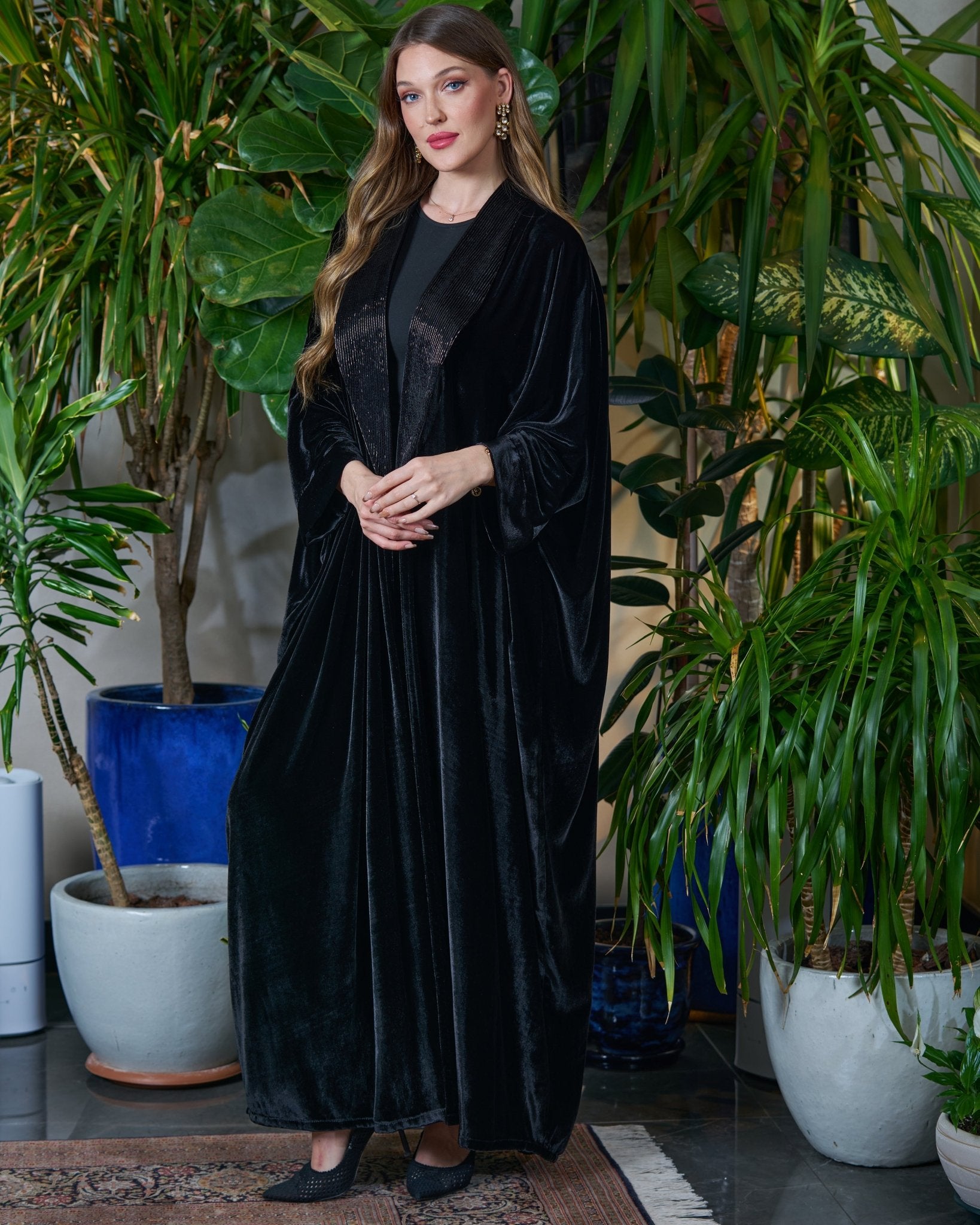 FG 988 - BK ABAYA - STYLE HAUTE COUTURE - MIRA Y MANO