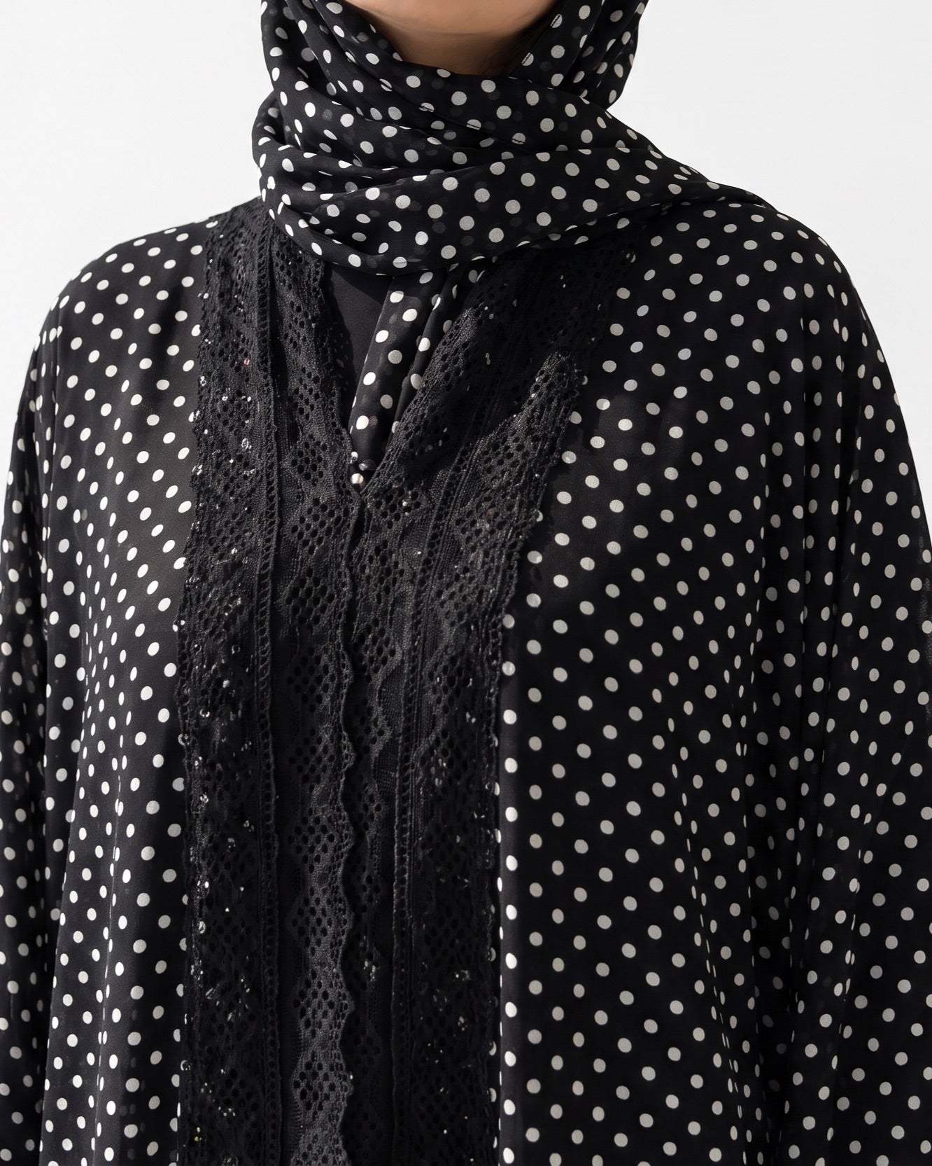 540SU-BK1-Black Cotton Abaya - SUZAN MUZAFFAR - MIRA Y MANO