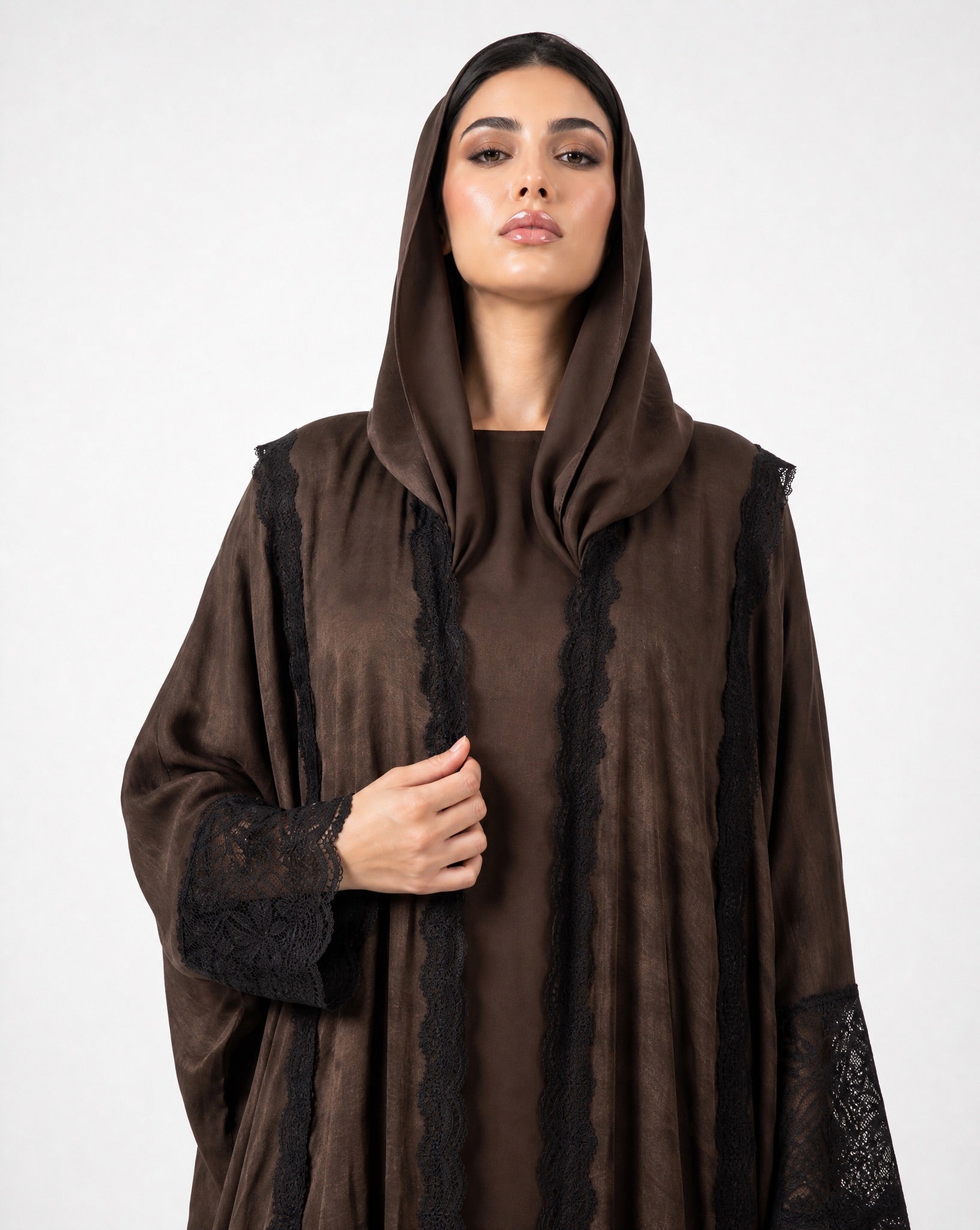 560SU-BR-Saddle Brown Linen Abaya - SUZAN MUZAFFAR - MIRA Y MANO